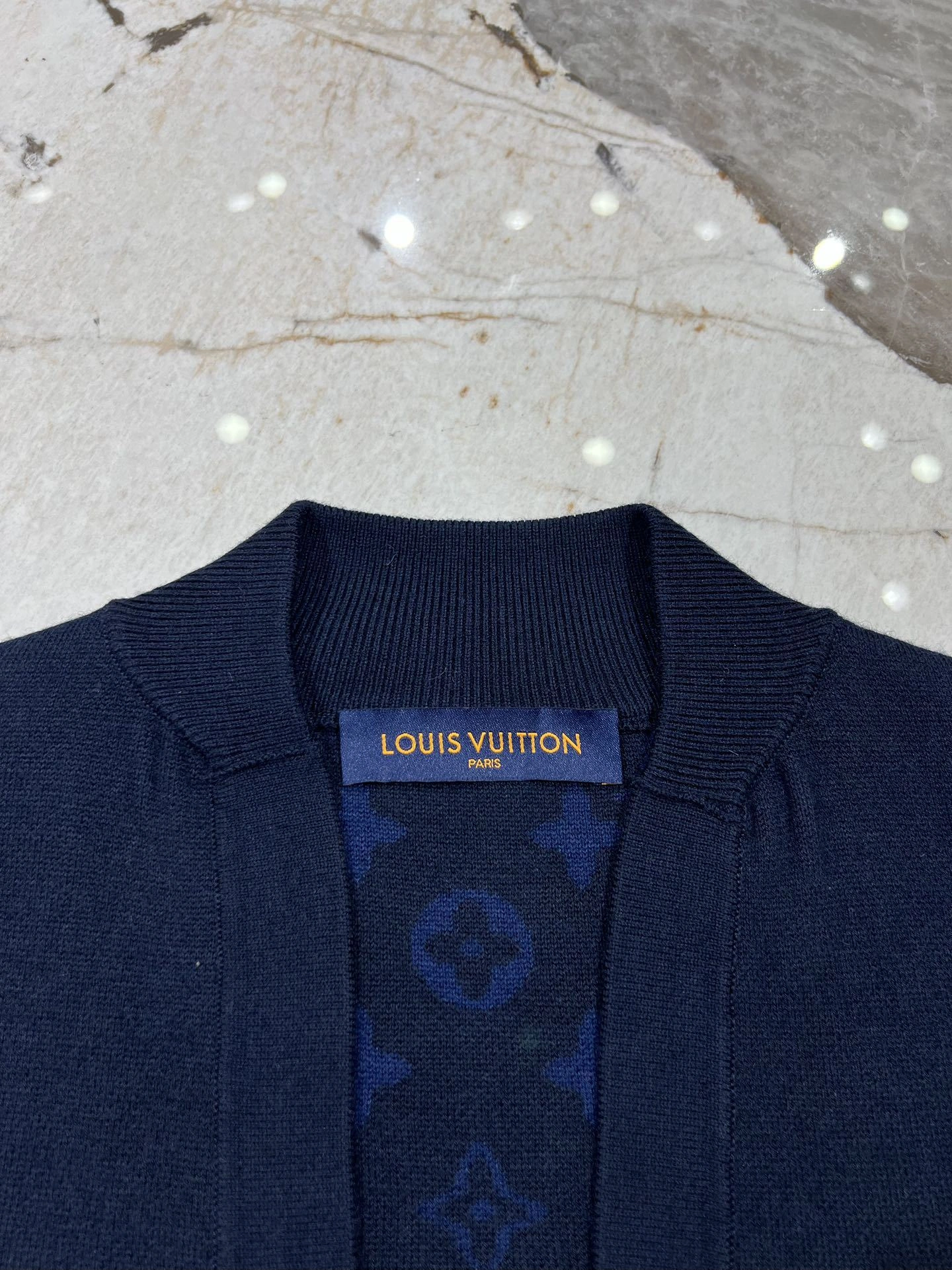 victoria- 8V cashmere item:D-F140J5020