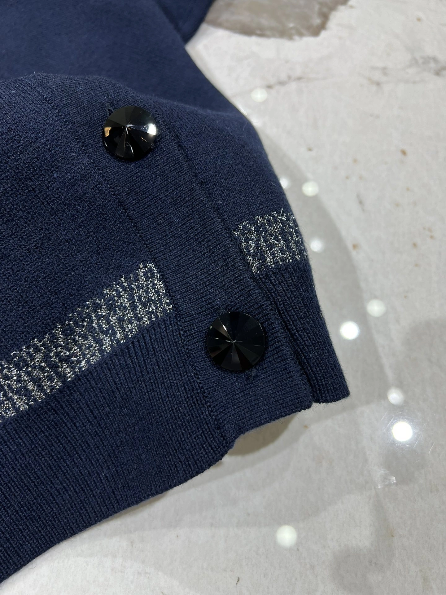 victoria- 8V cashmere item:D-F140J5020