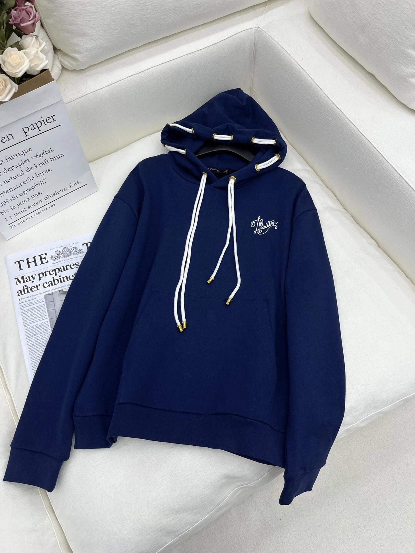 victoria- 8V embroidery oversized item:D-F244G2810