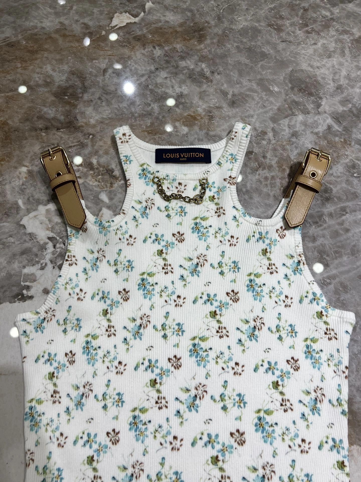 victoria- 8V item:D-F140G2438