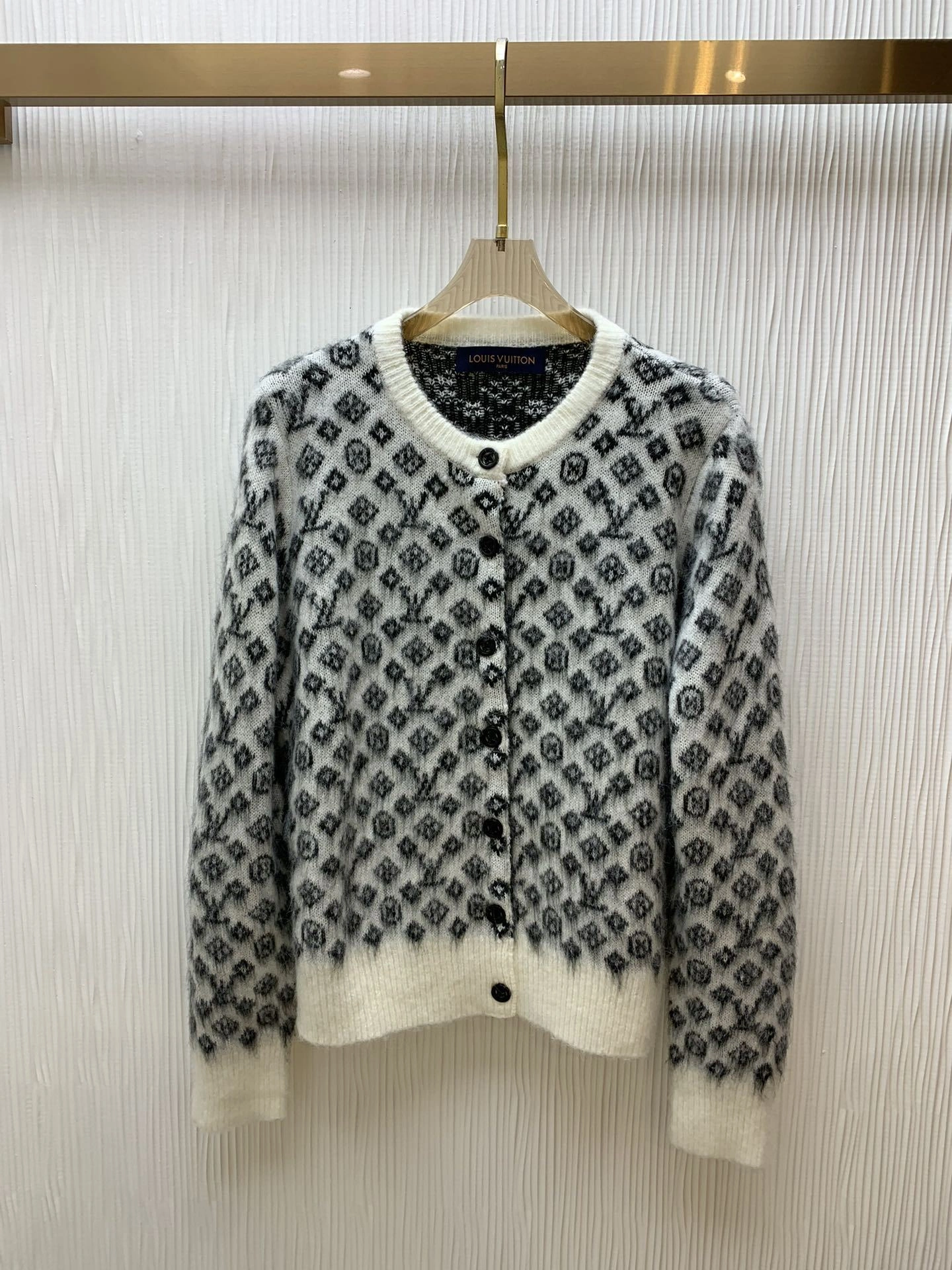 victoria- 8V wool item:D-F245K0615