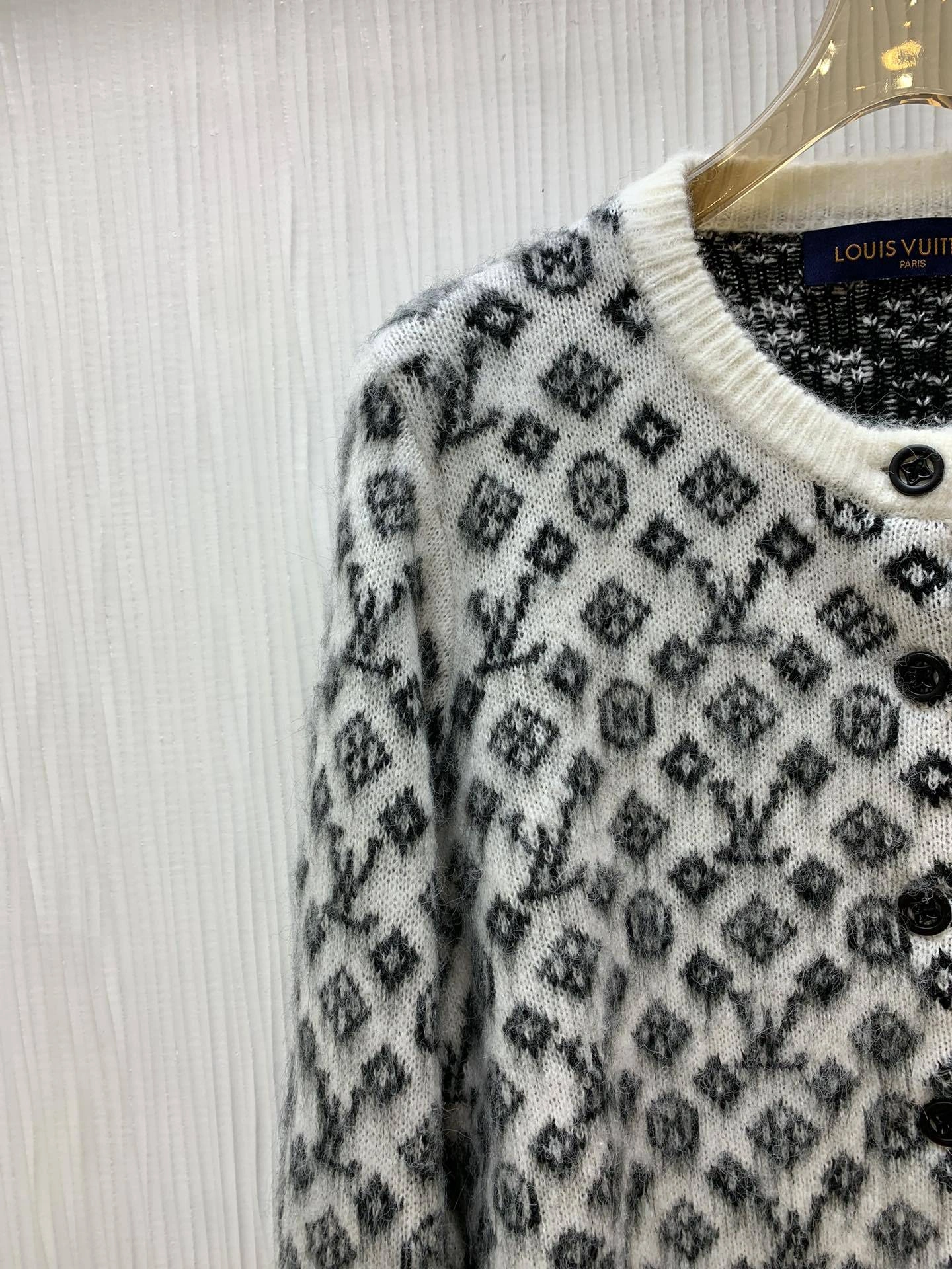 victoria- 8V wool item:D-F245K0615