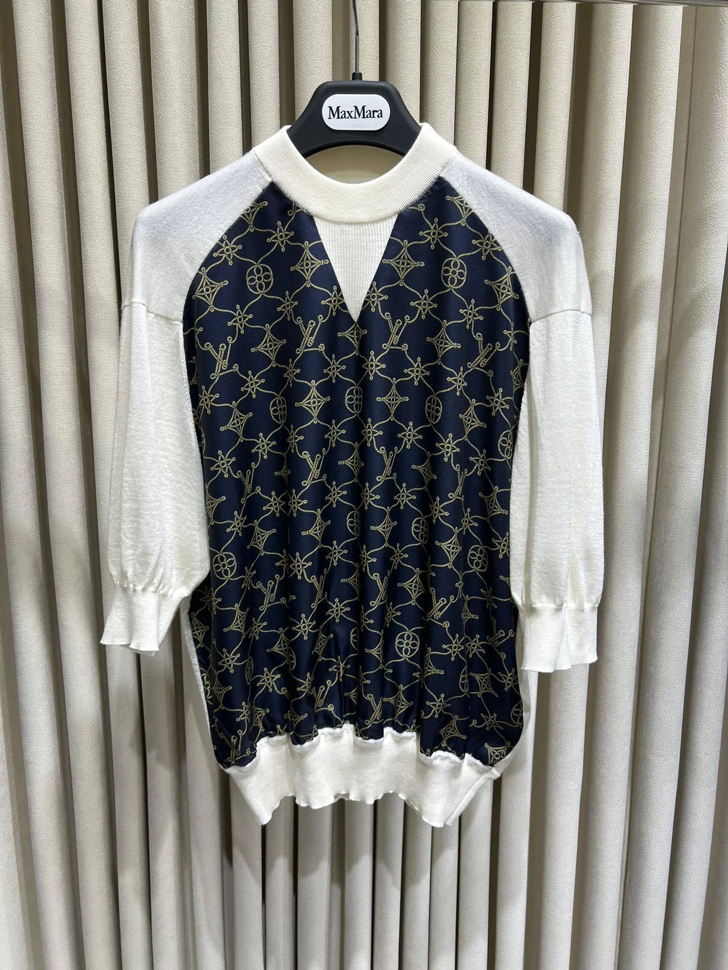 victoria- 8V wool oversized item:D-F140G2439