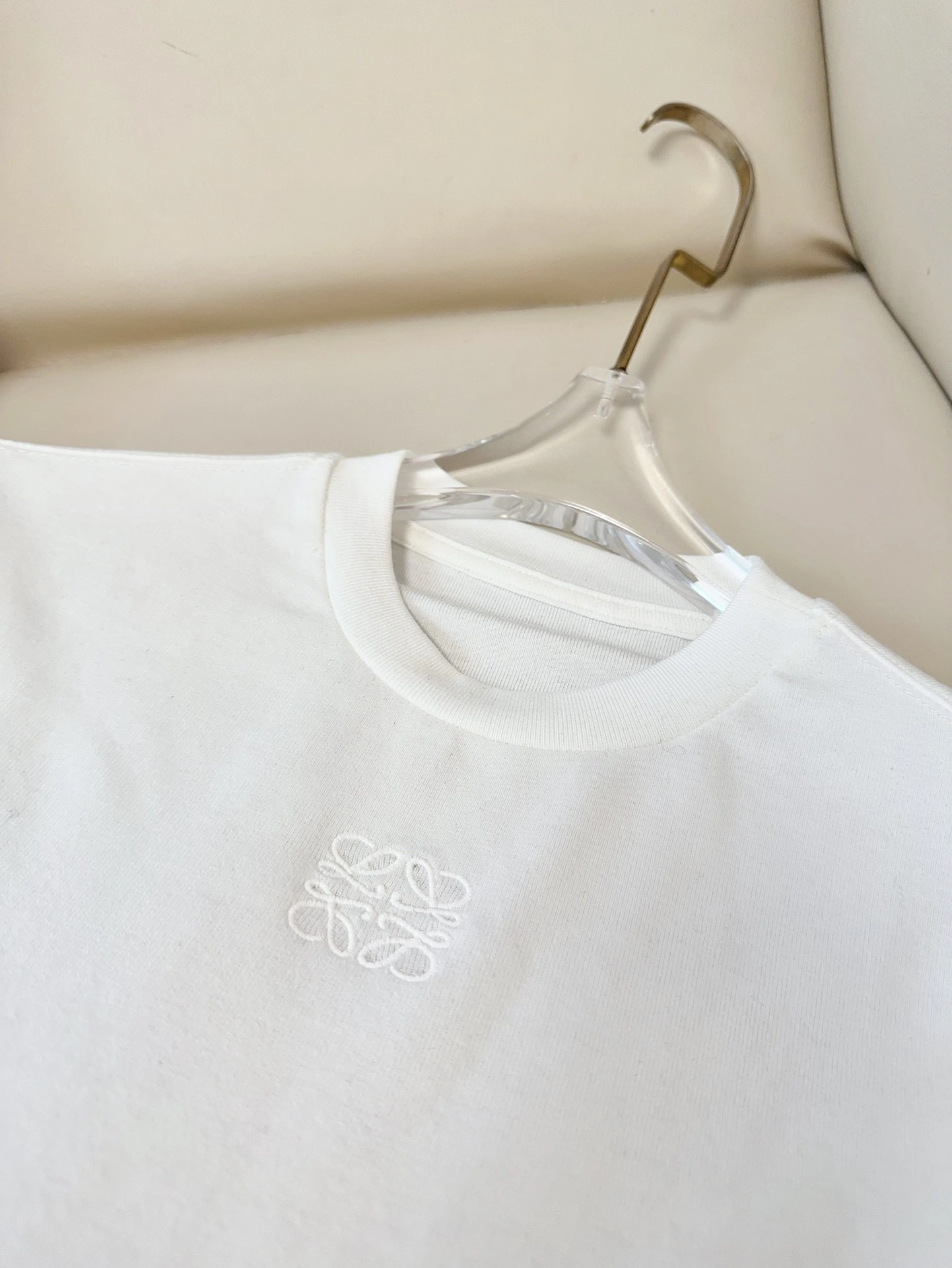 victoria- 8o5w5 embroidery T-shirt 3Colour item:D-F245K0814-3