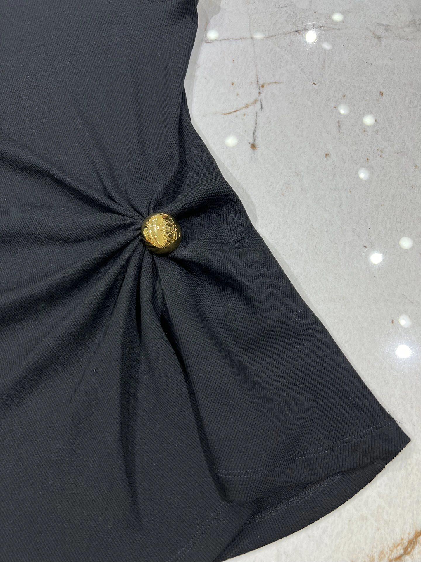 &&victoria- 8o5w5 item:D-F140G2451