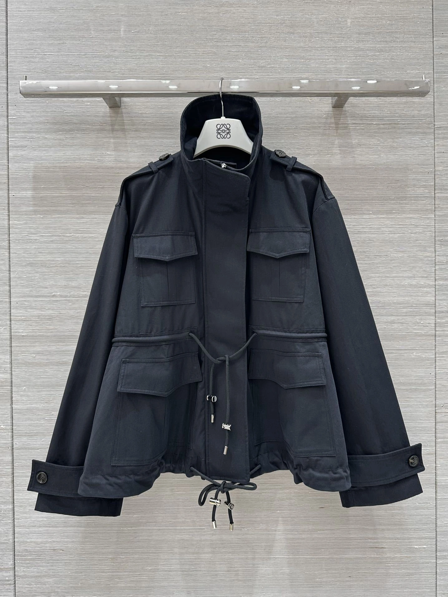 victoria- 8o5w5 item:D-F245K0705