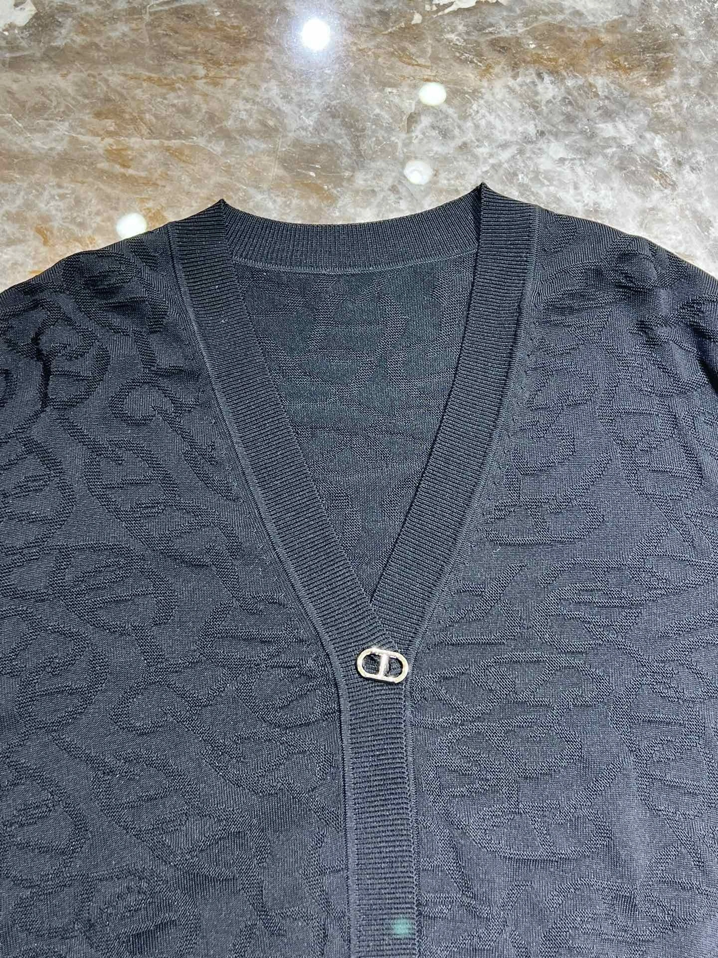 victoria- H5r75s 2Colour item:D-F140J2134-2