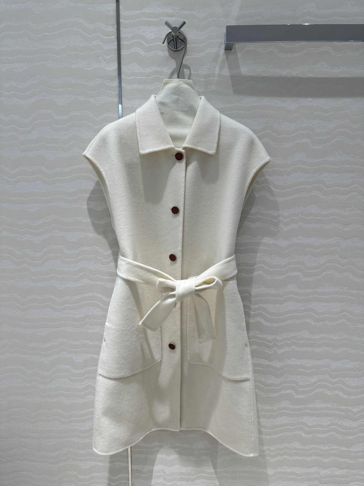 victoria- H5r75s 2Colour item:D-F240G2729-2