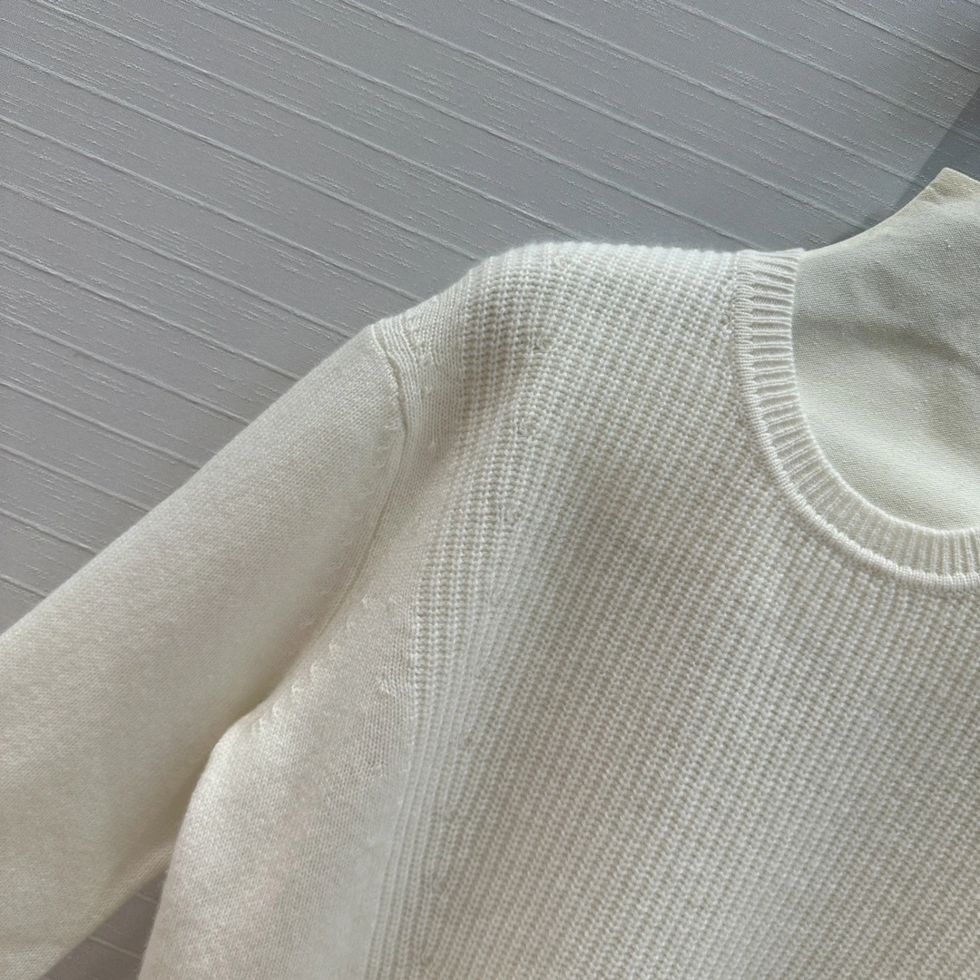 victoria- H5r75s cashmere item:D-F240G2635