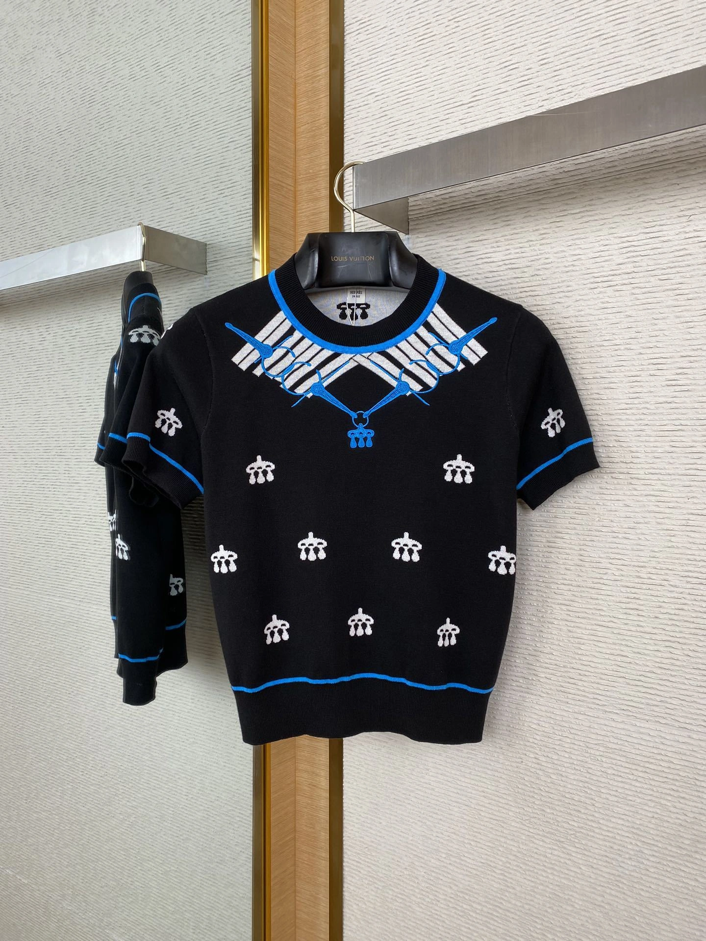 victoria- H5r75s item:D-F000G1534