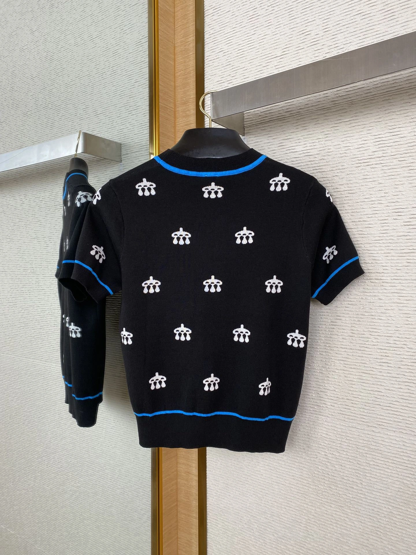 victoria- H5r75s item:D-F000G1534