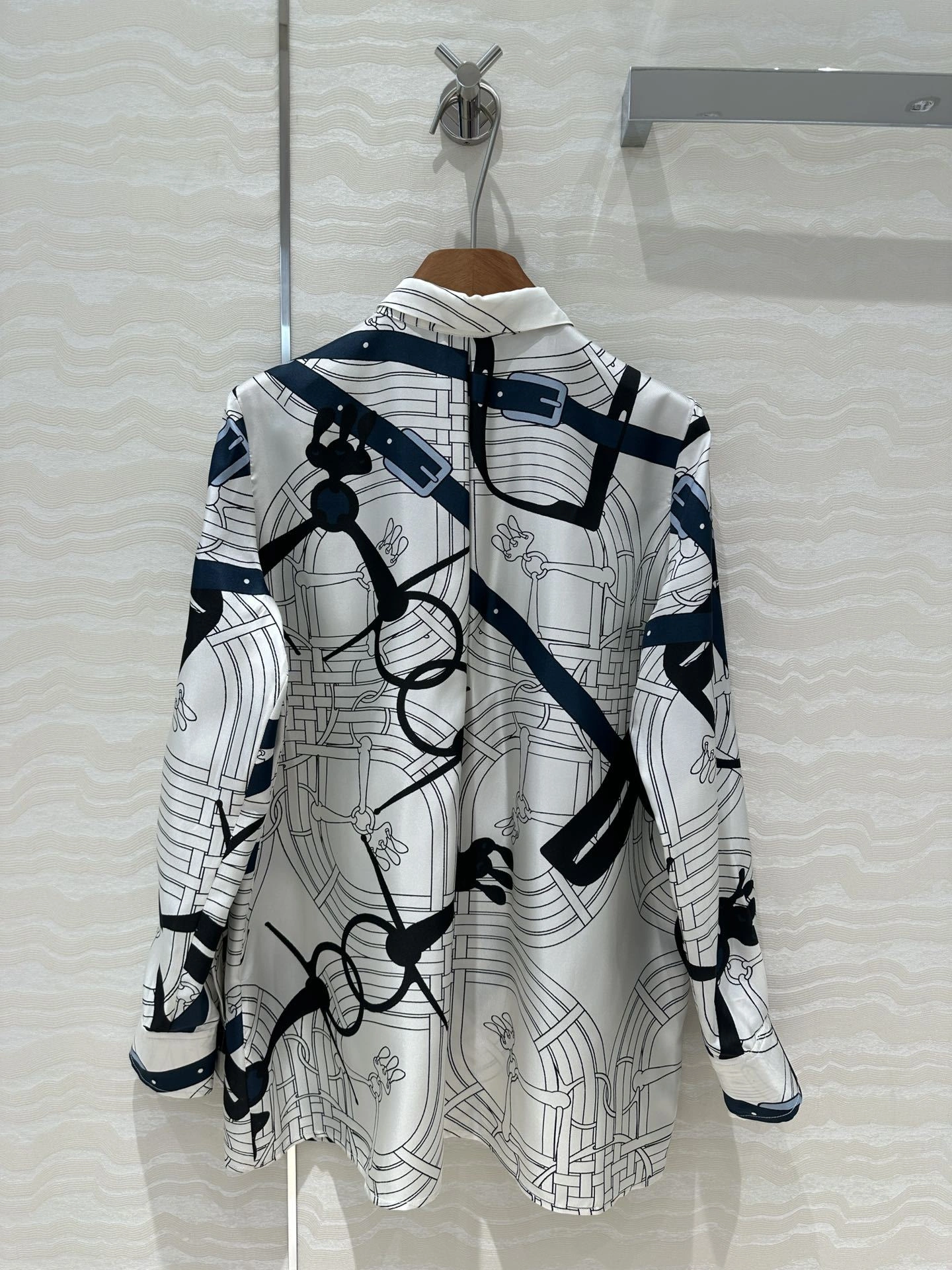victoria- H5r75s item:D-F240G0930