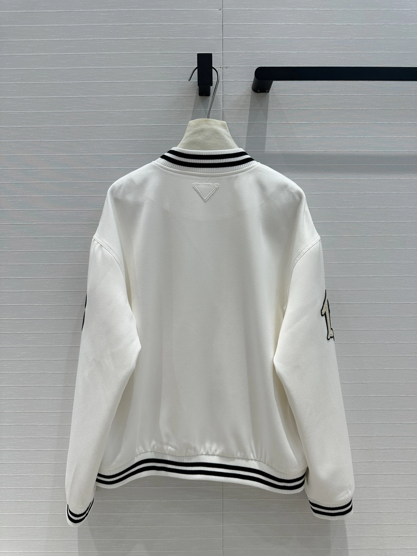 victoria- Pr141 2Colour item:D-F061I0617-2