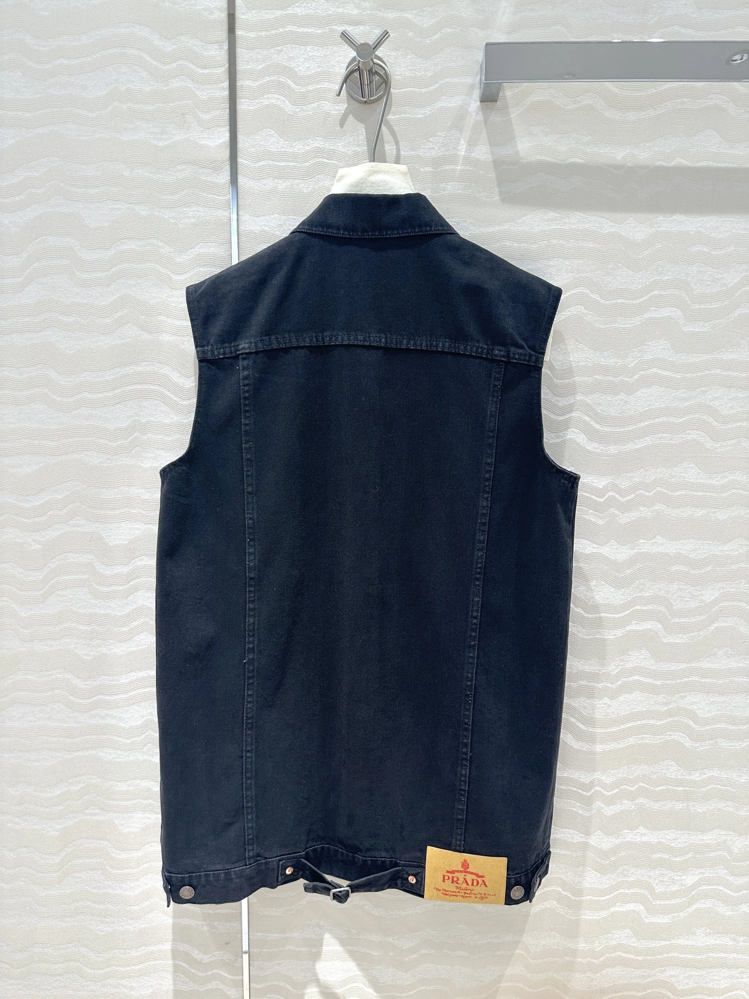 victoria- Pr141 item:D-F061H1513