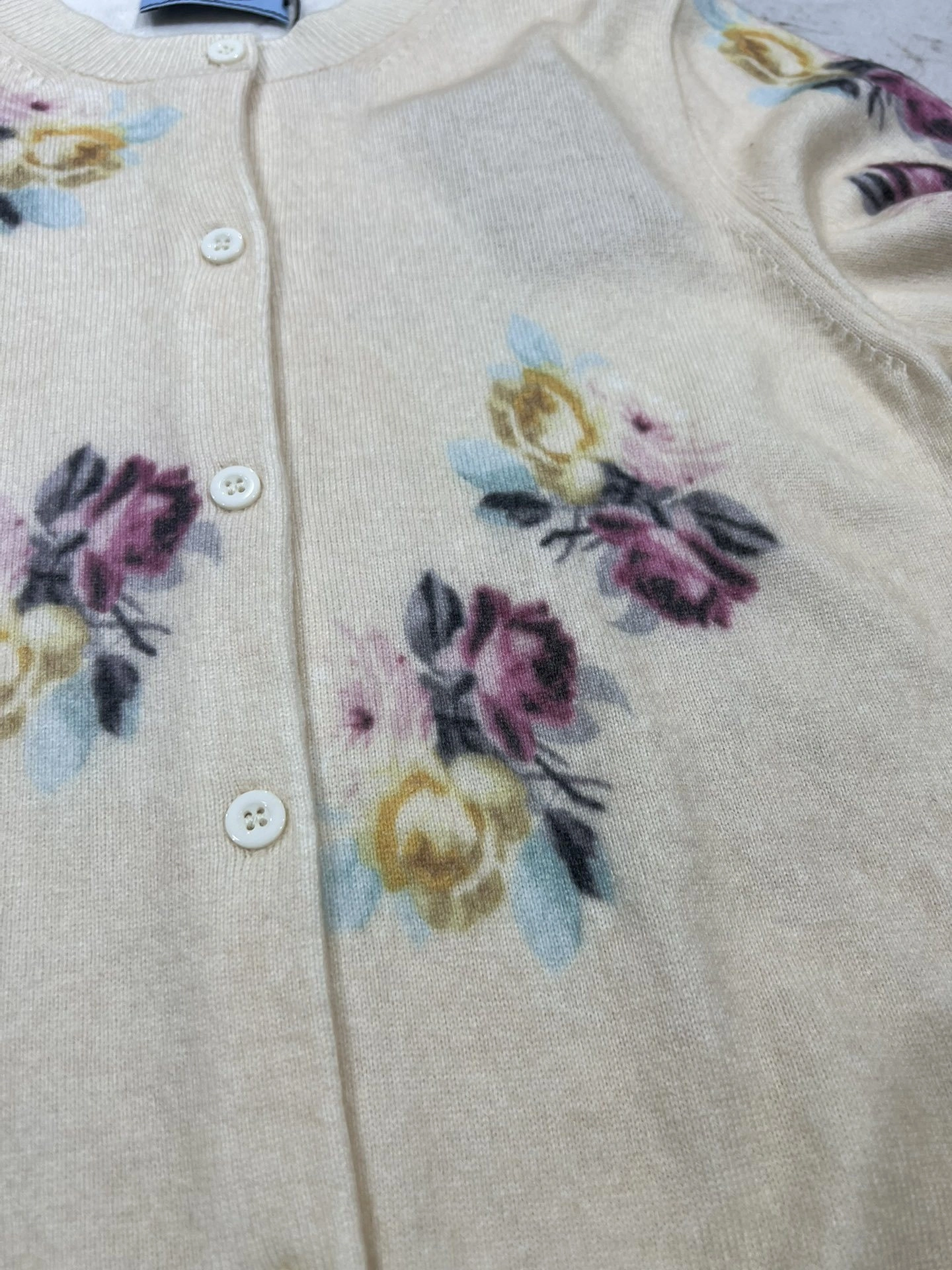 victoria- Pr141 item:D-F140J5003