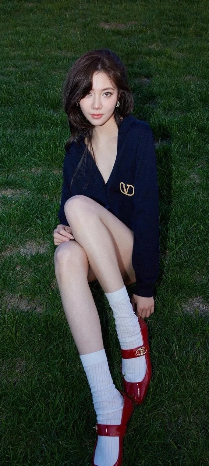 victoria- V1859ti9o embroidery item:D-F140G2461