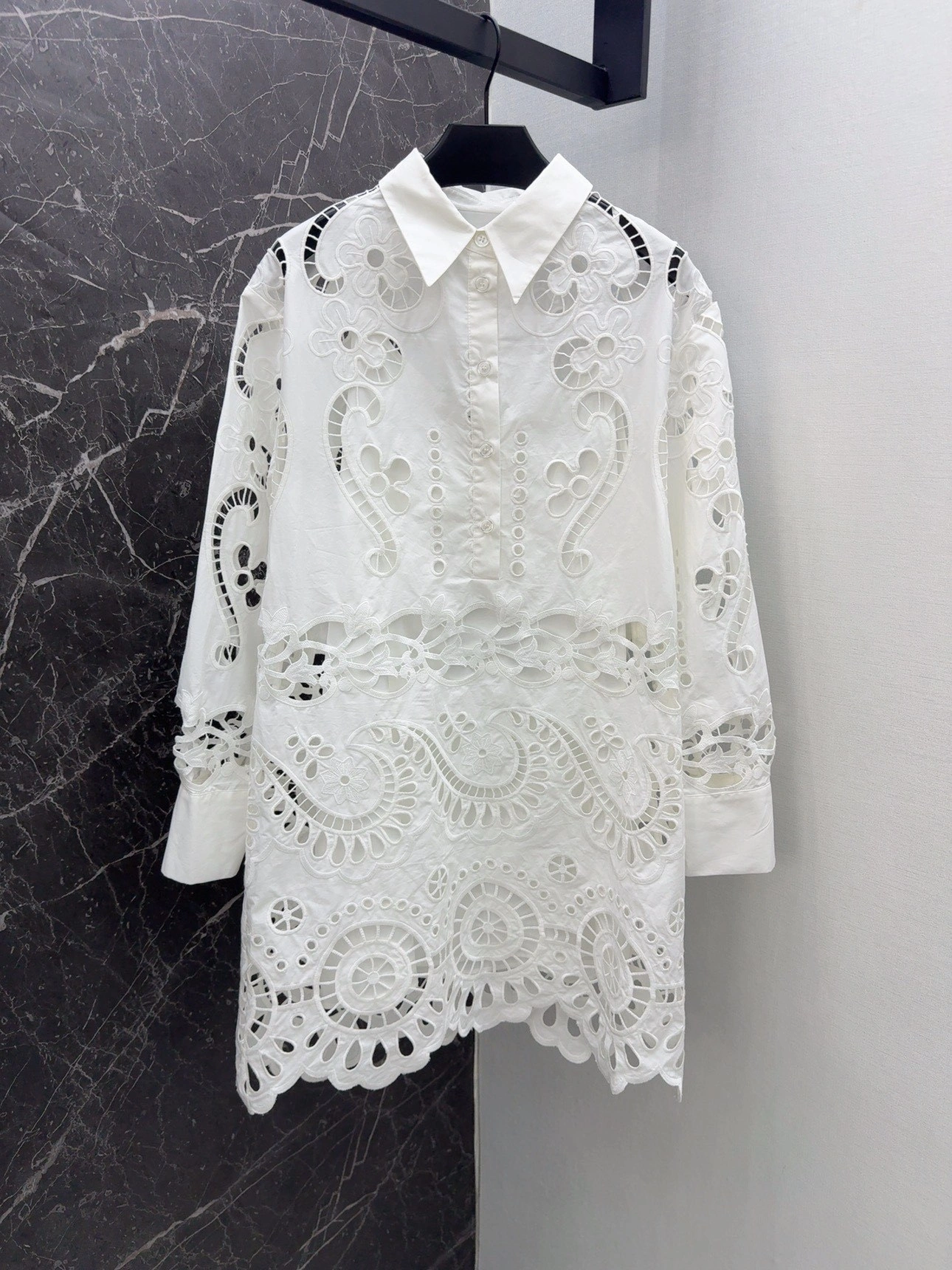 victoria- V1859ti9o embroidery item:D-F240G0922