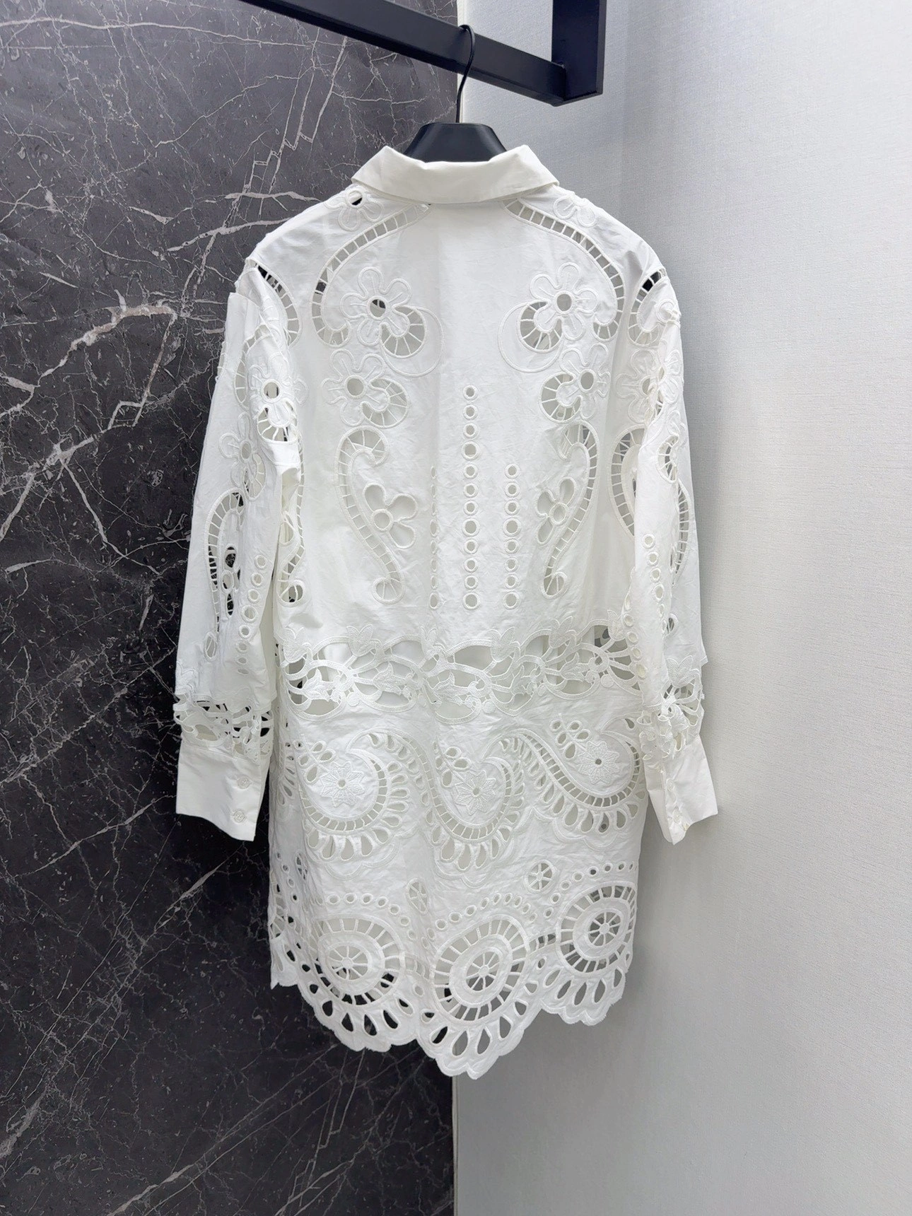 victoria- V1859ti9o embroidery item:D-F240G0922