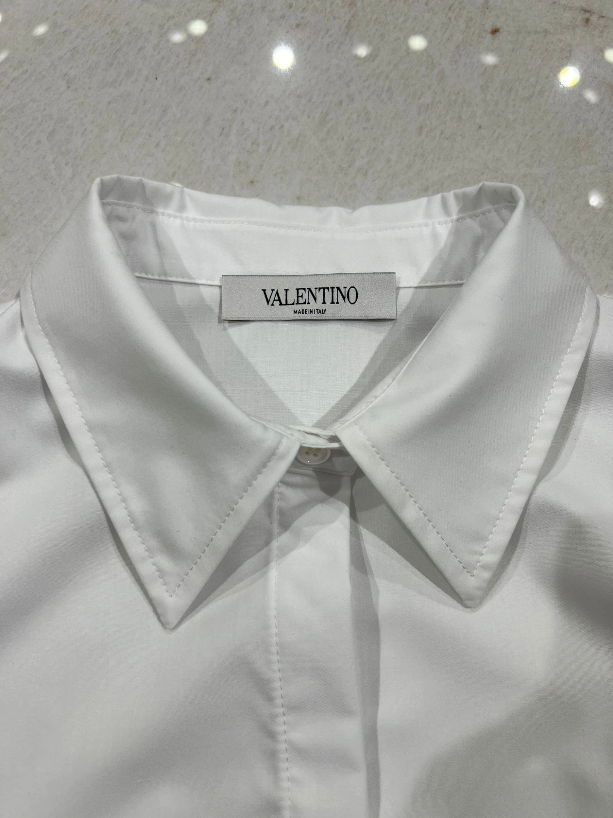victoria- V1859ti9o item:D-F140G2459
