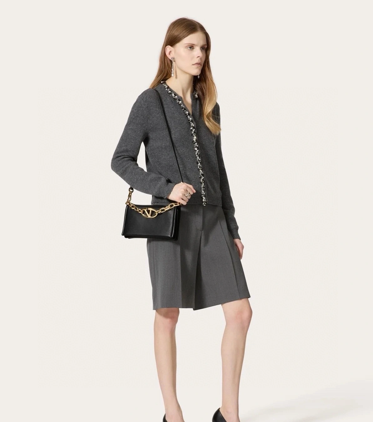 victoria- V1859ti9o item:D-F240G2710