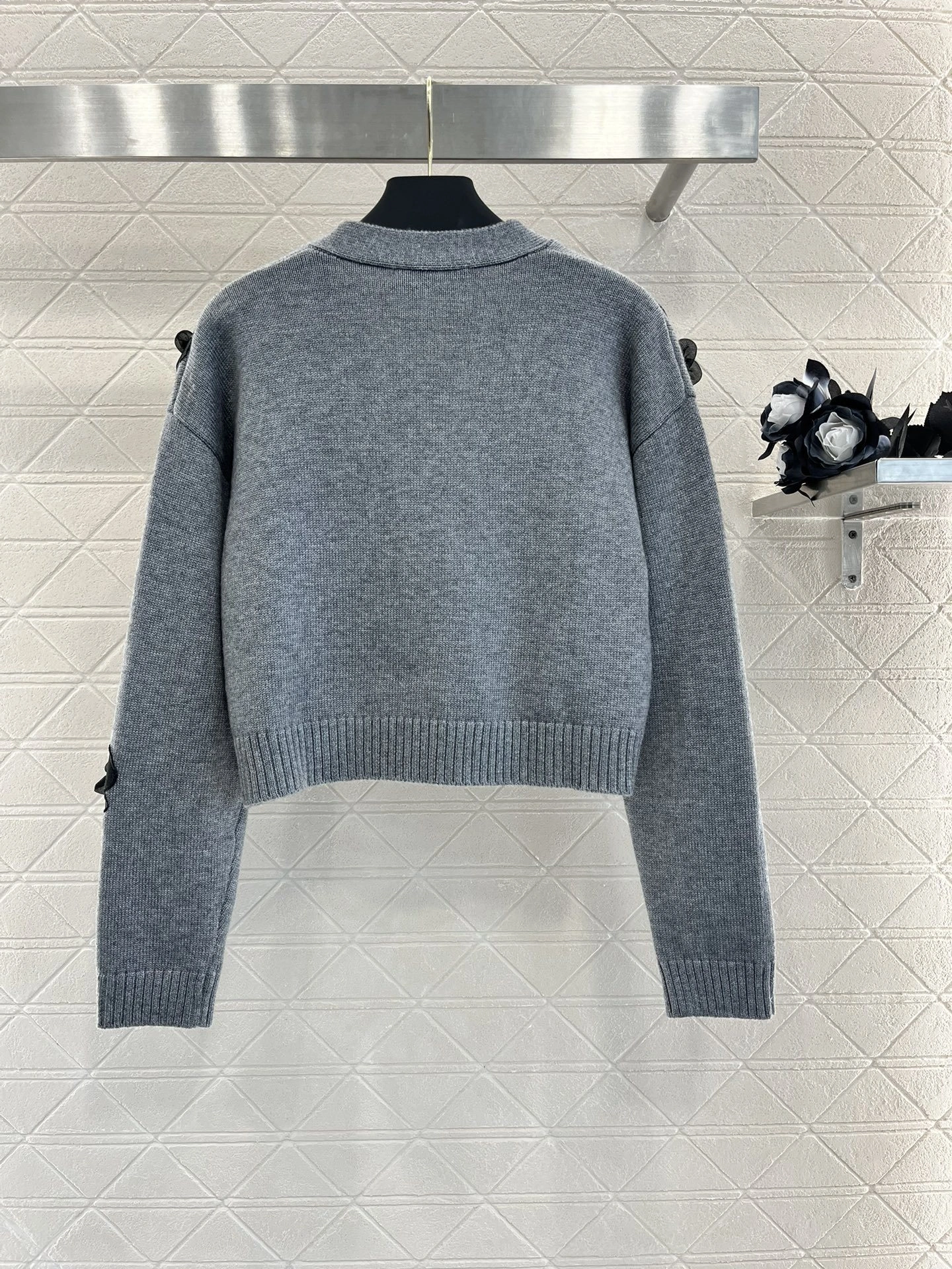 victoria- V1859ti9o item:D-F240G2711
