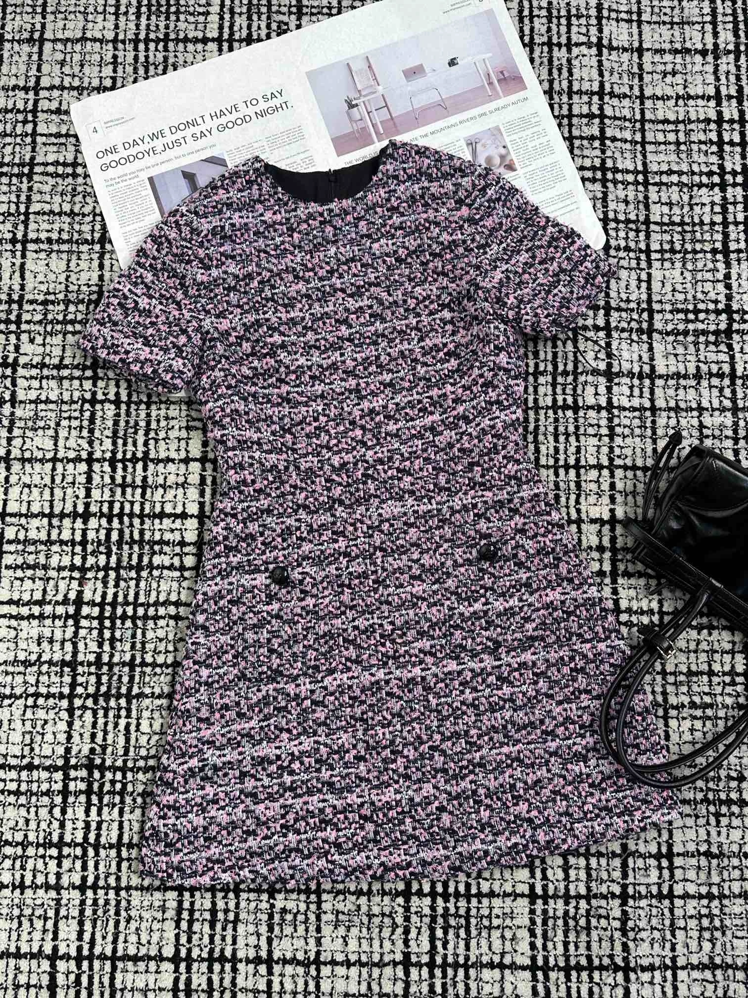 victoria- V1859ti9o item:D-F240I1030