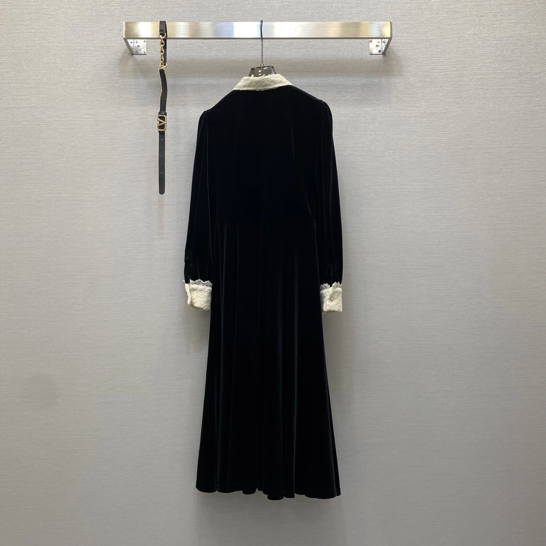victoria- V1859ti9o item:D-F244K1702