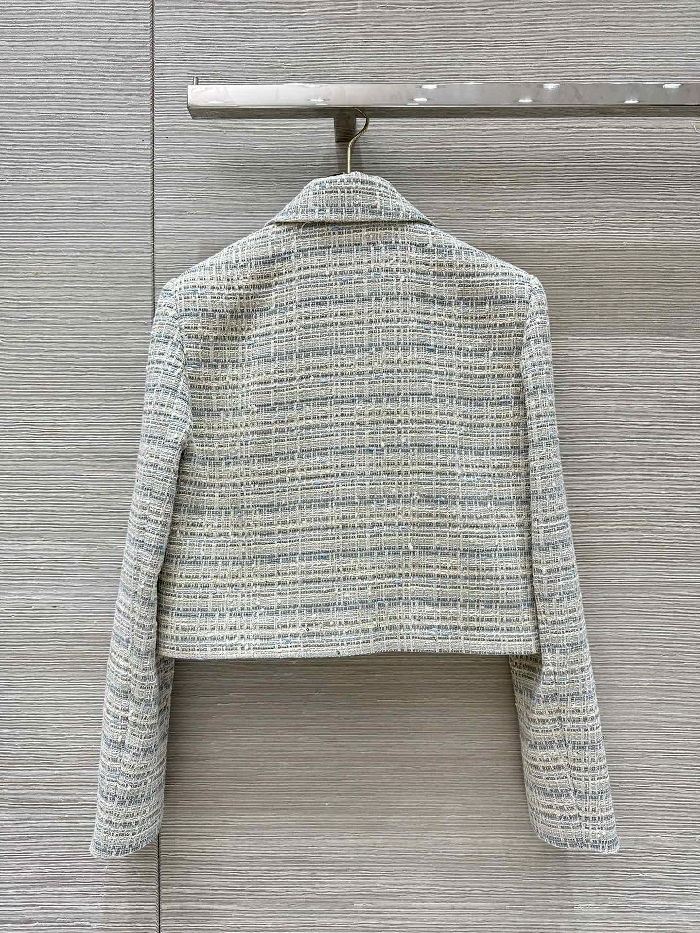 victoria- V1859ti9o item:D-F245K0711