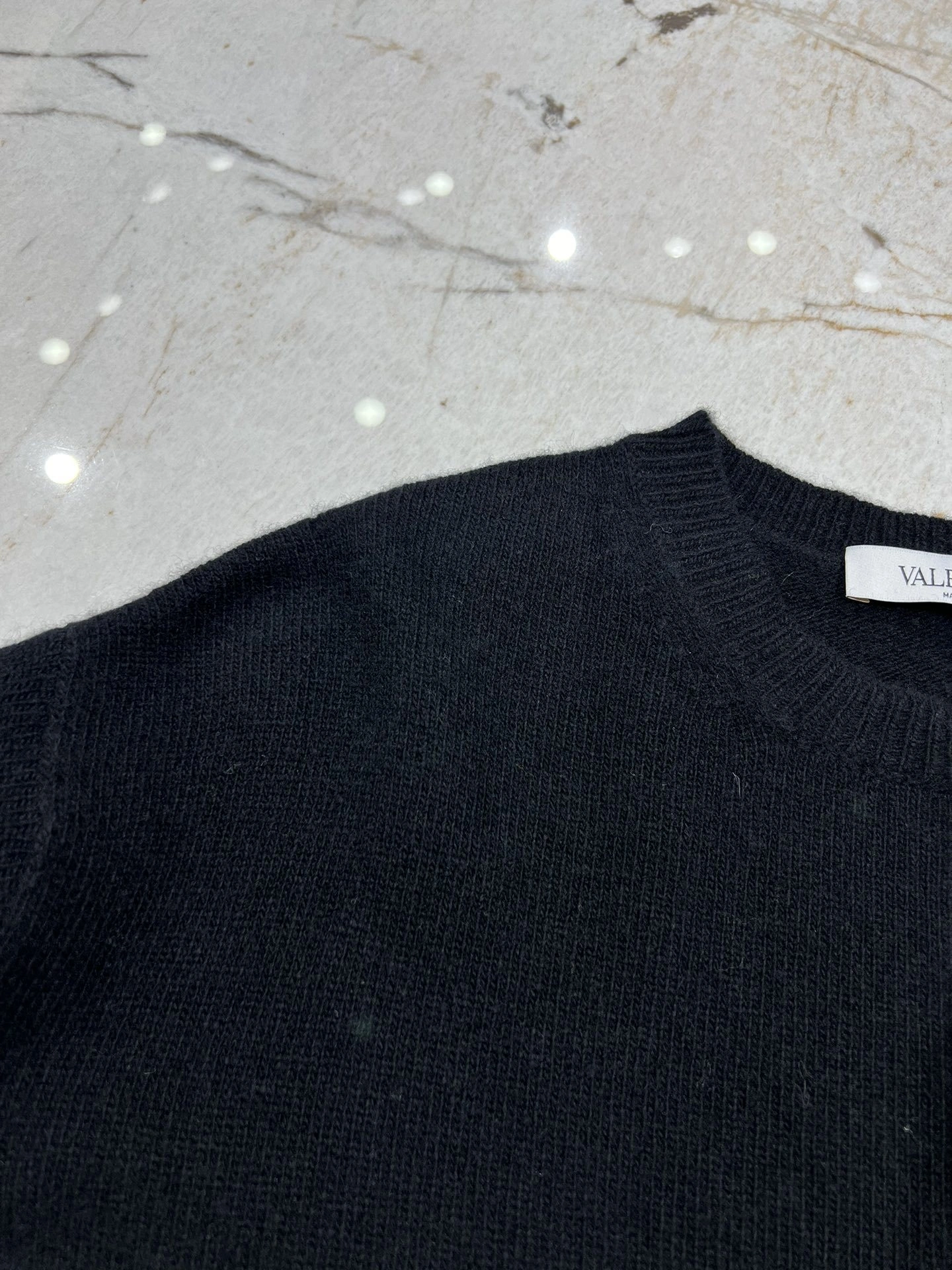 victoria- V1859ti9o wool item:D-F140J2139
