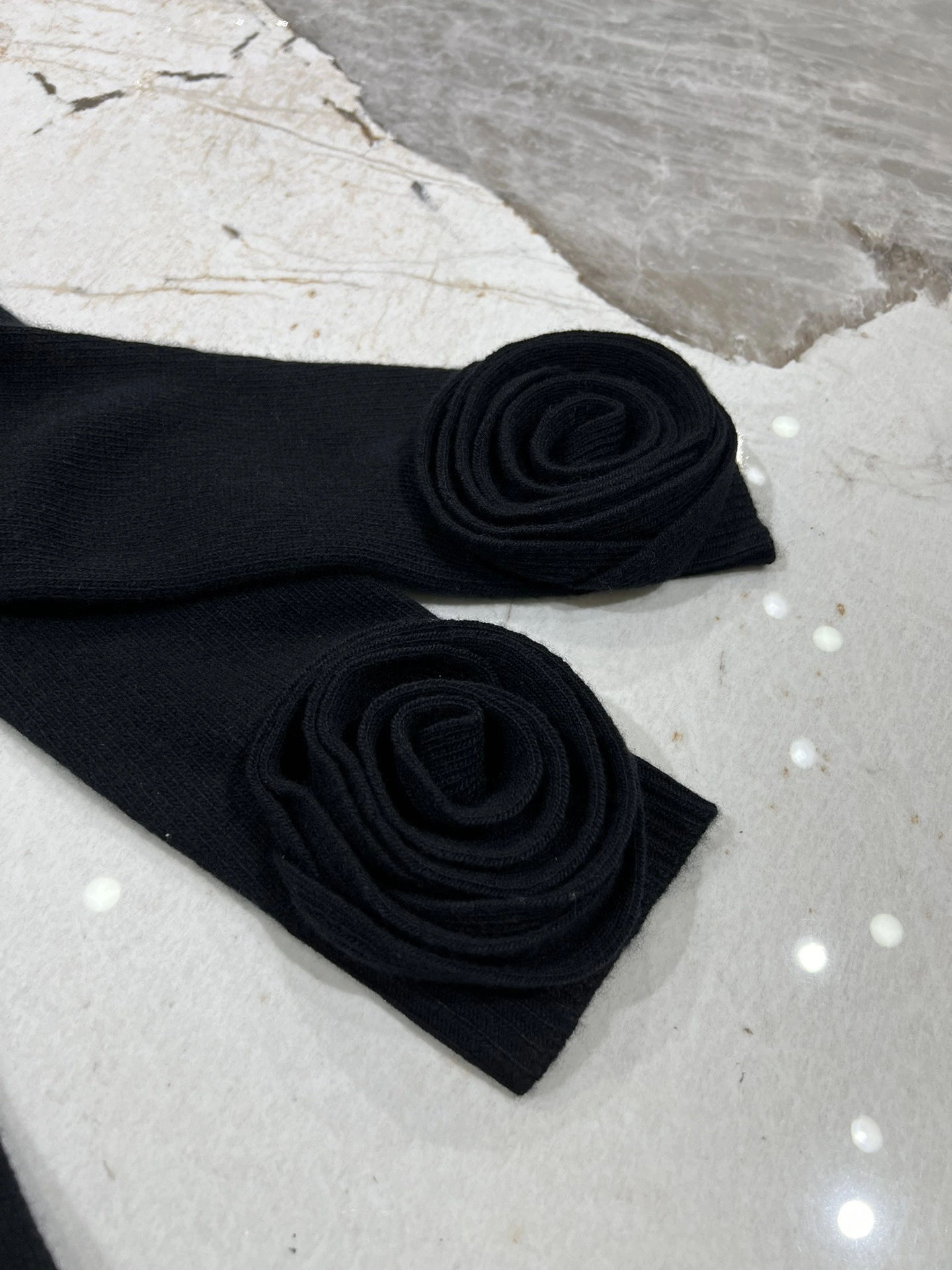 victoria- V1859ti9o wool item:D-F140J2139