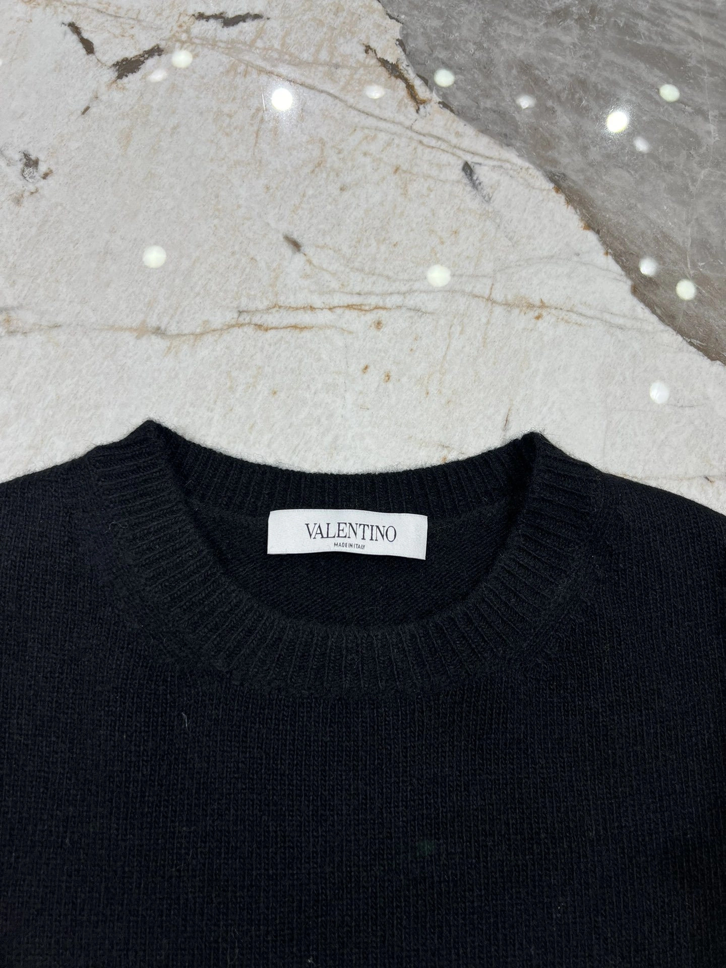 victoria- V1859ti9o wool item:D-F140J2139
