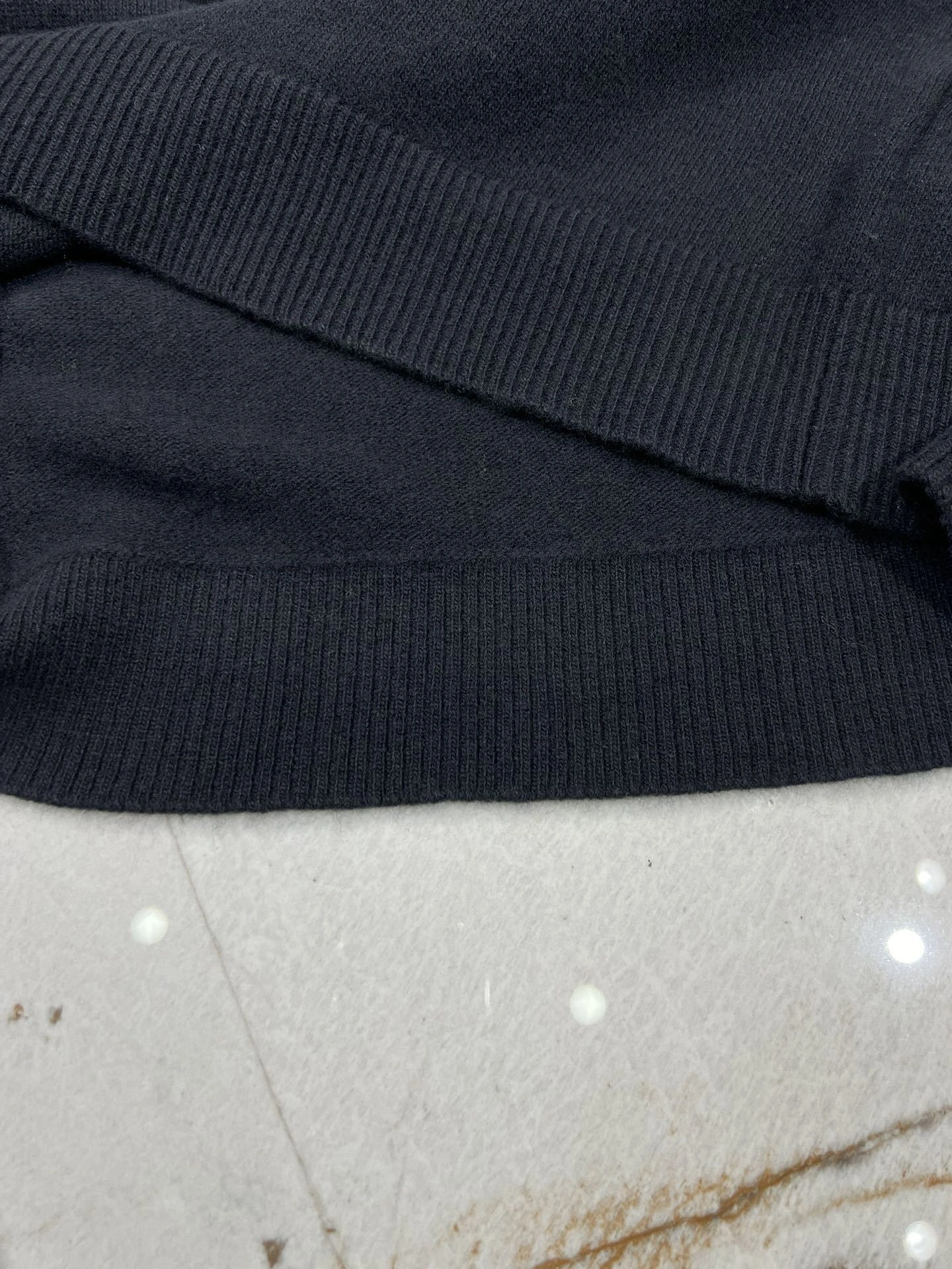 victoria- V1859ti9o wool item:D-F140J2139