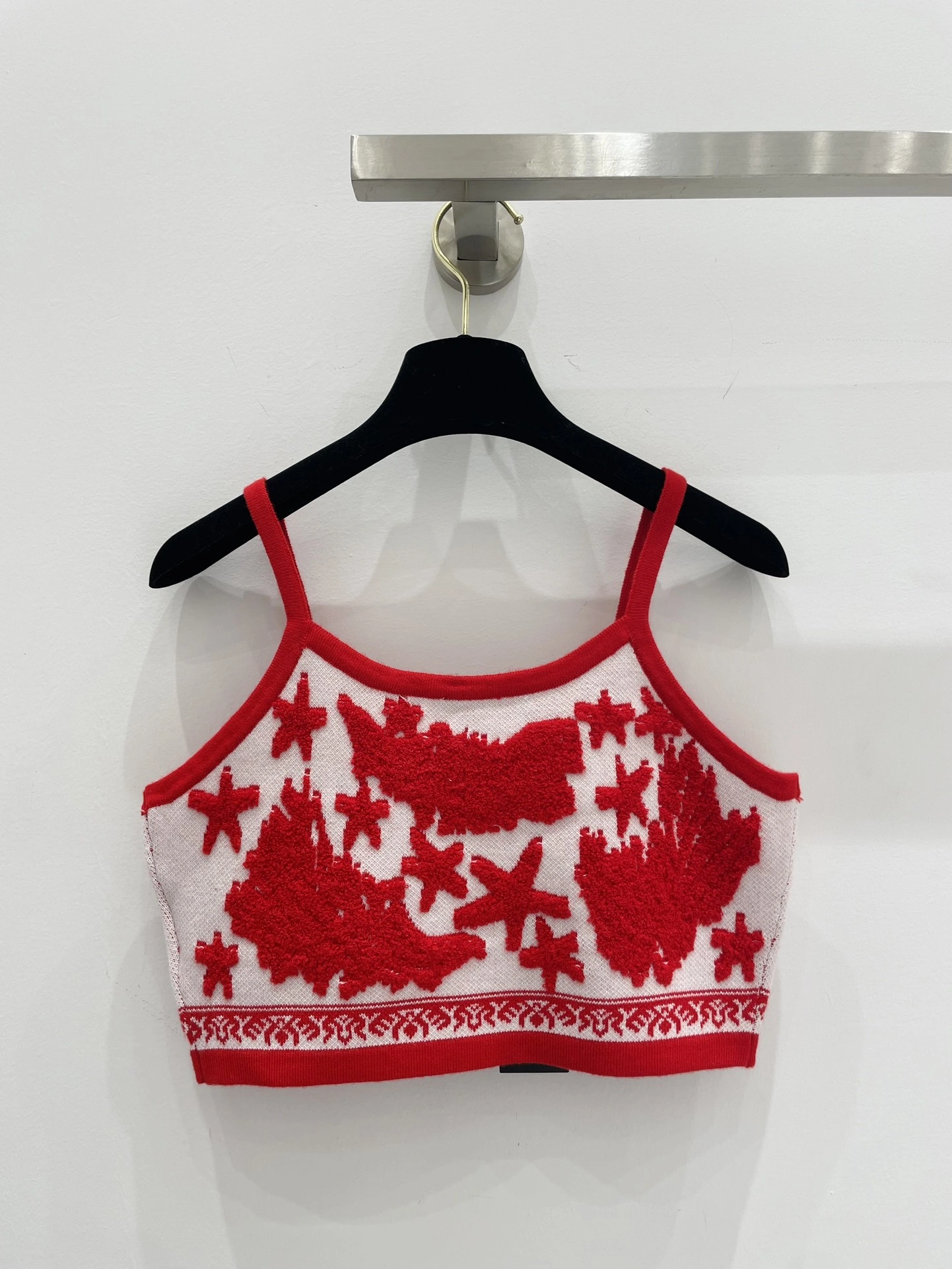 victoria- V5rs135 item:D-F240G2645