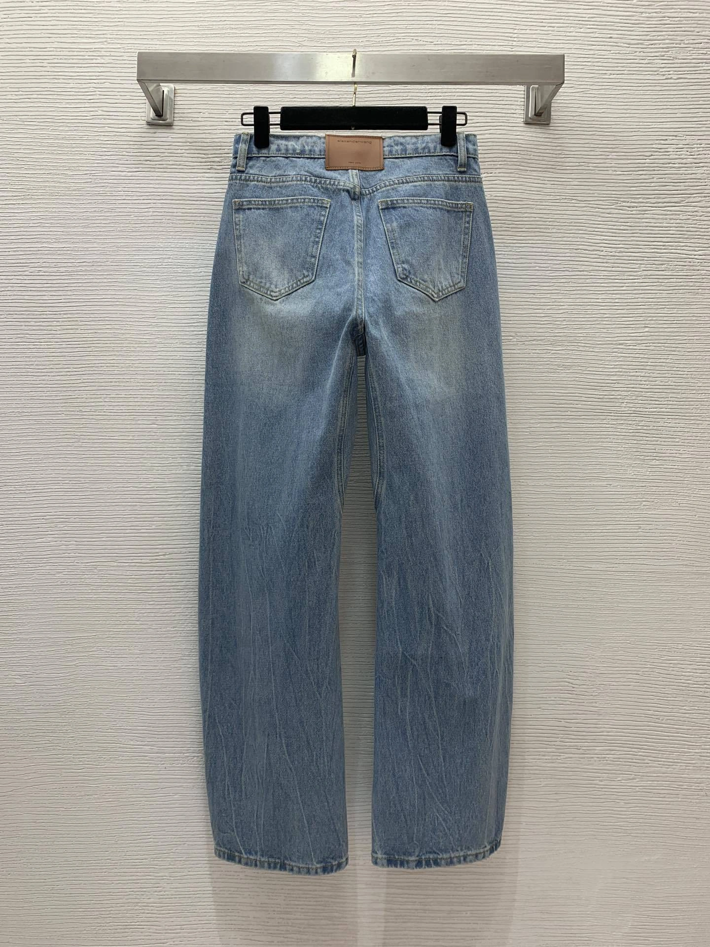 victoria- W196 item:E-F044A0210
