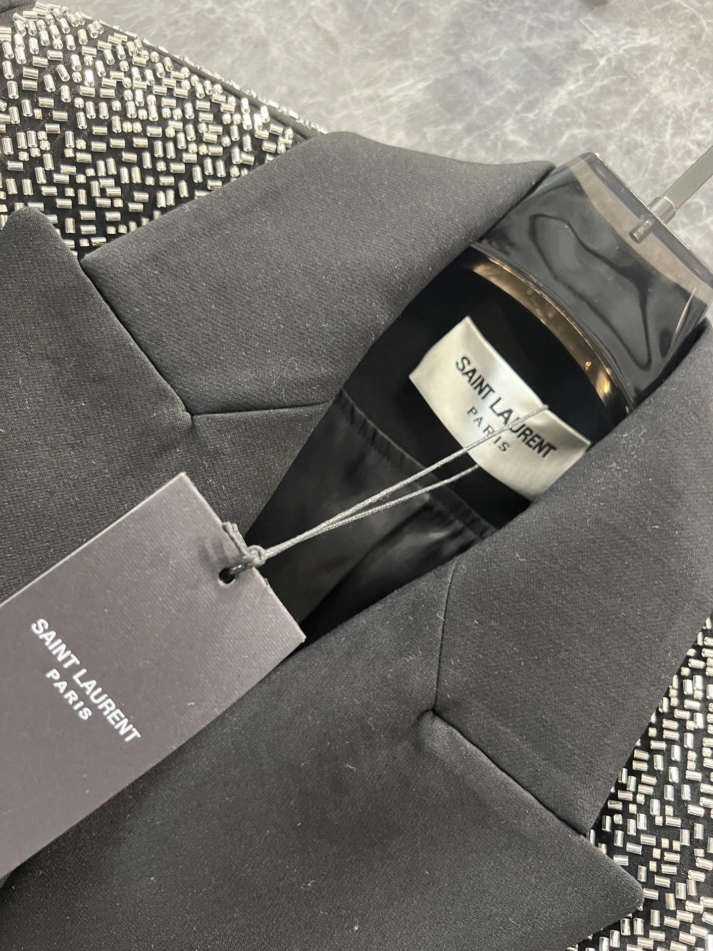 victoria- Yv5s item:D-F061I0638