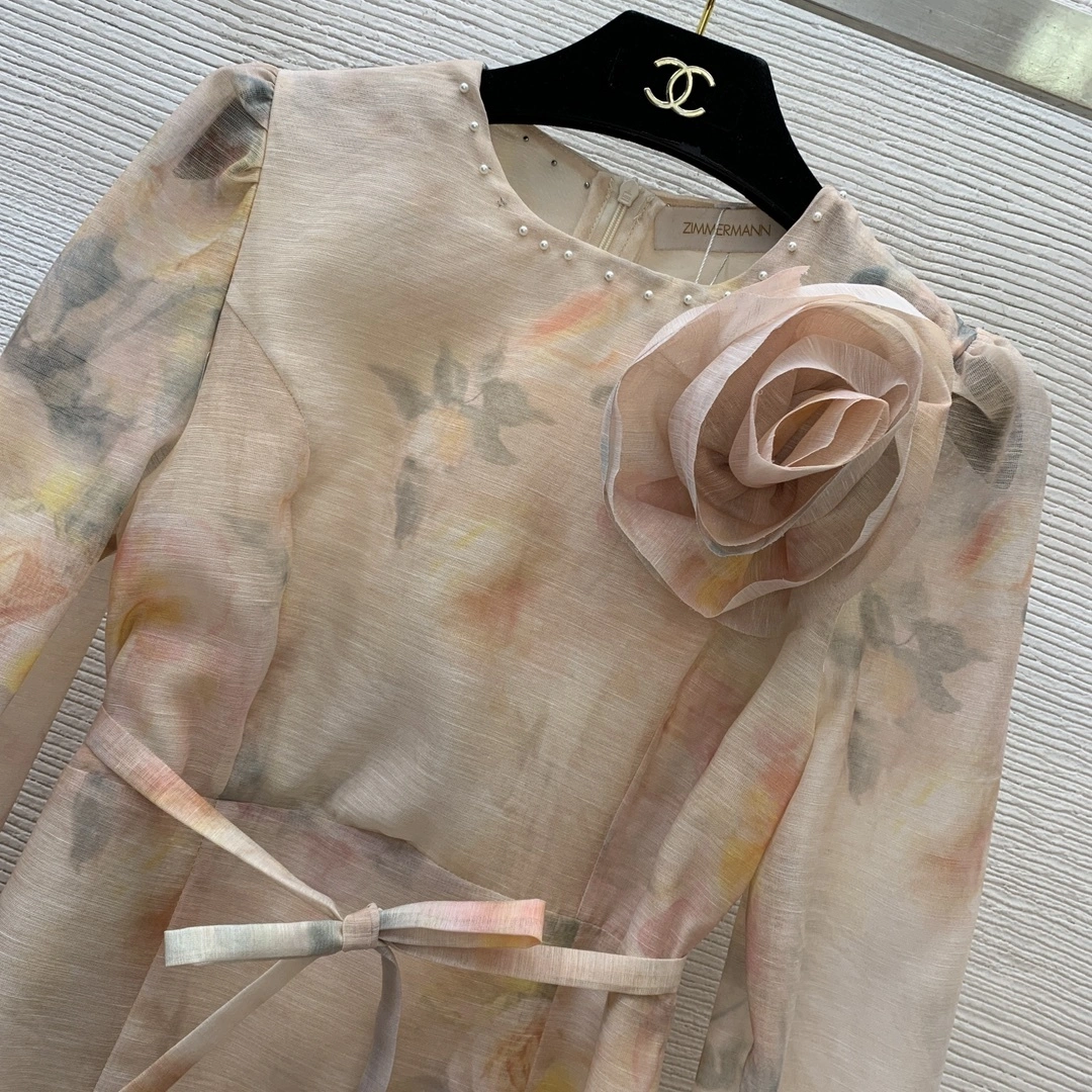 victoria- Zi775r7199 item:E-F044A0253