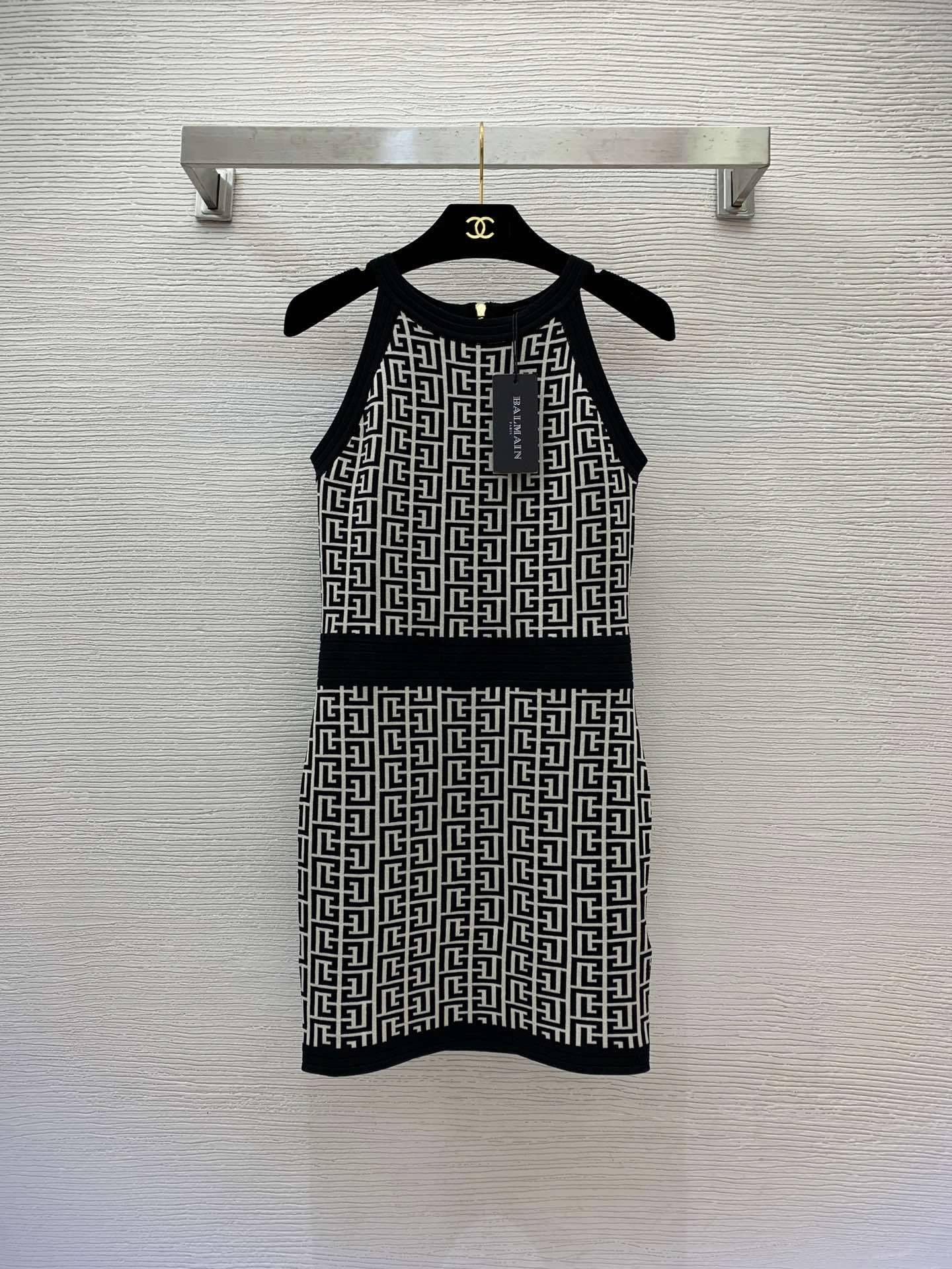 &victoria-21871i9 item:D-F044C0198