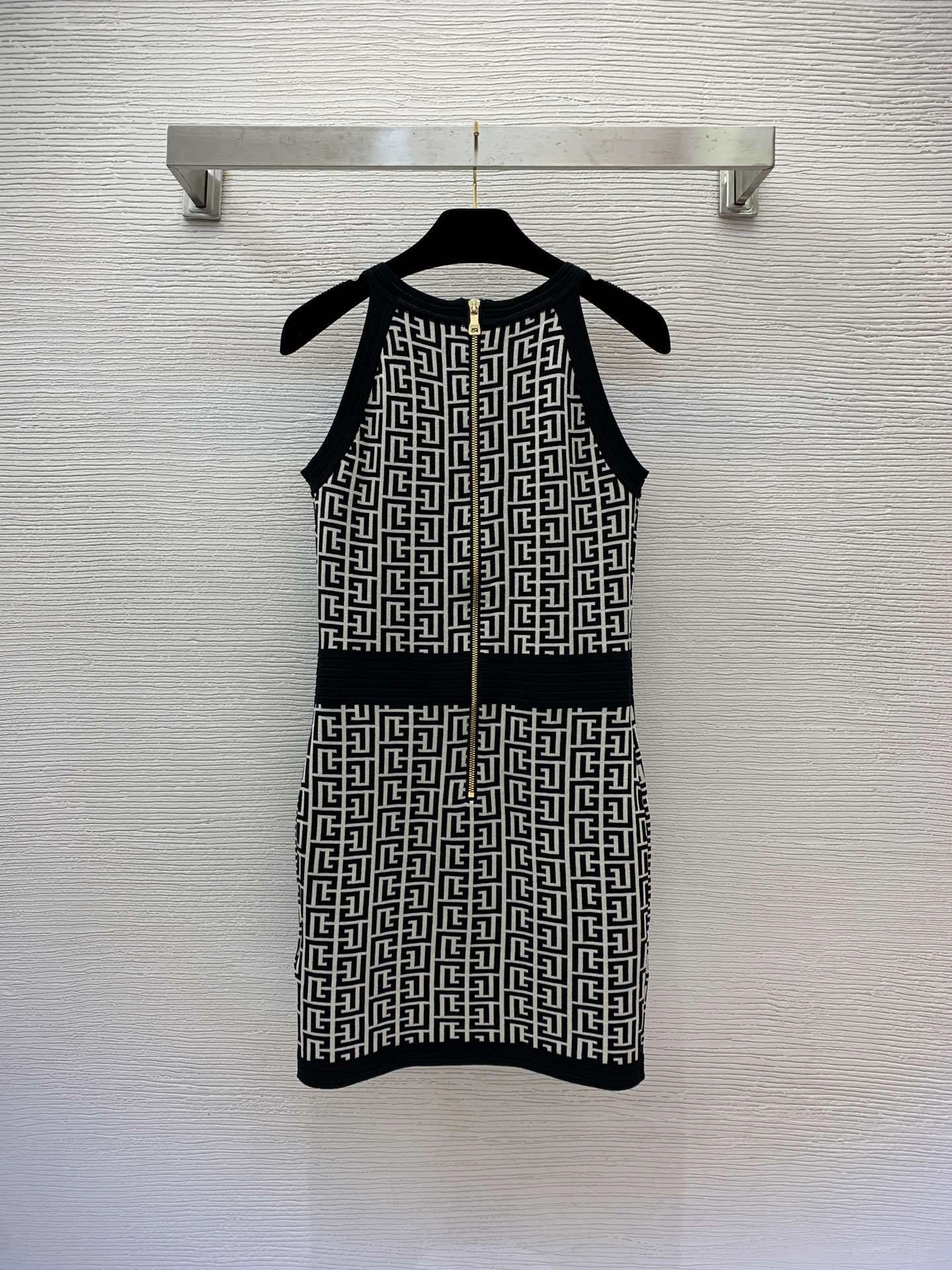 &victoria-21871i9 item:D-F044C0198