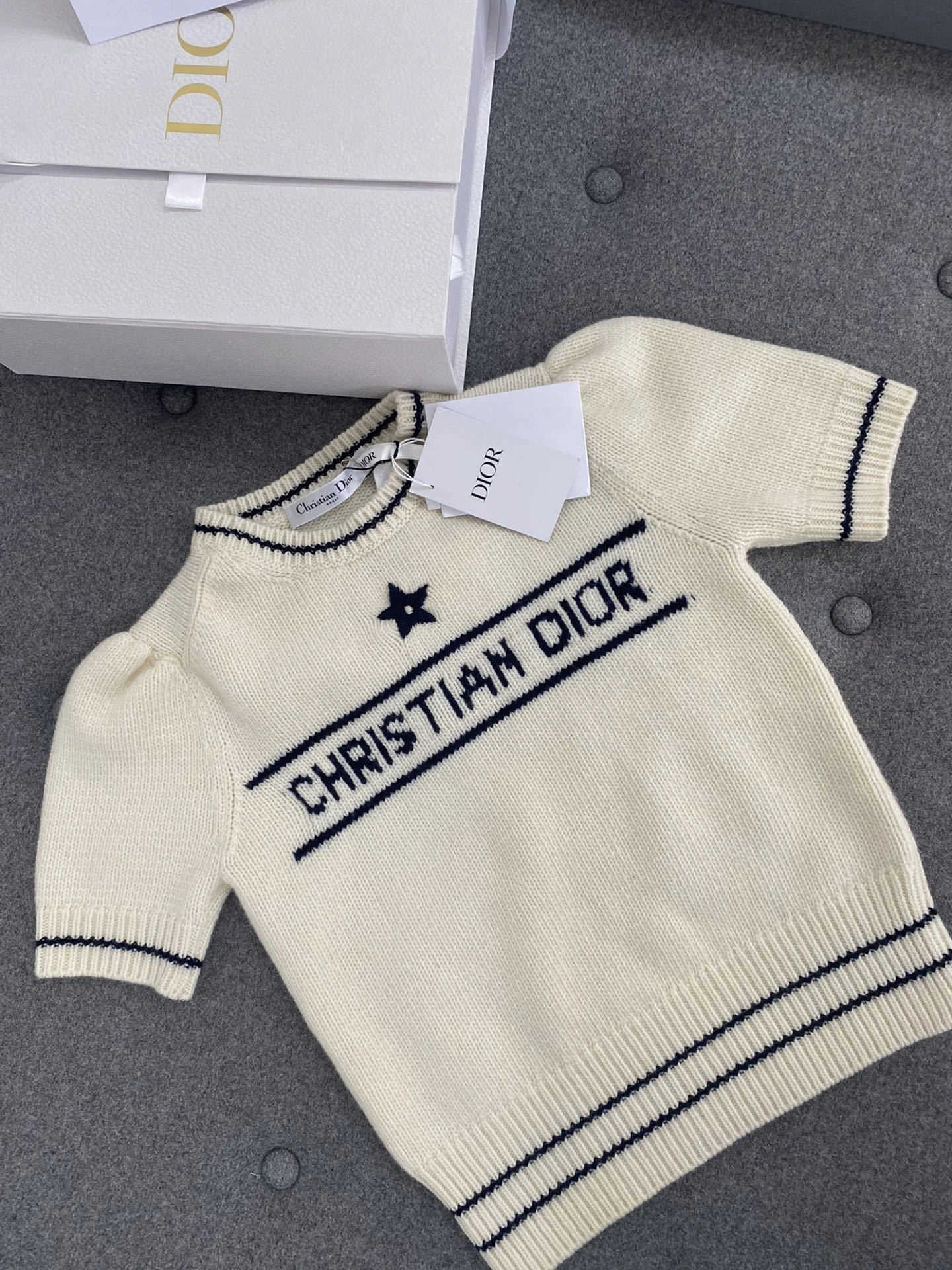 victoria-4ior cashmere item:C-F801E1912