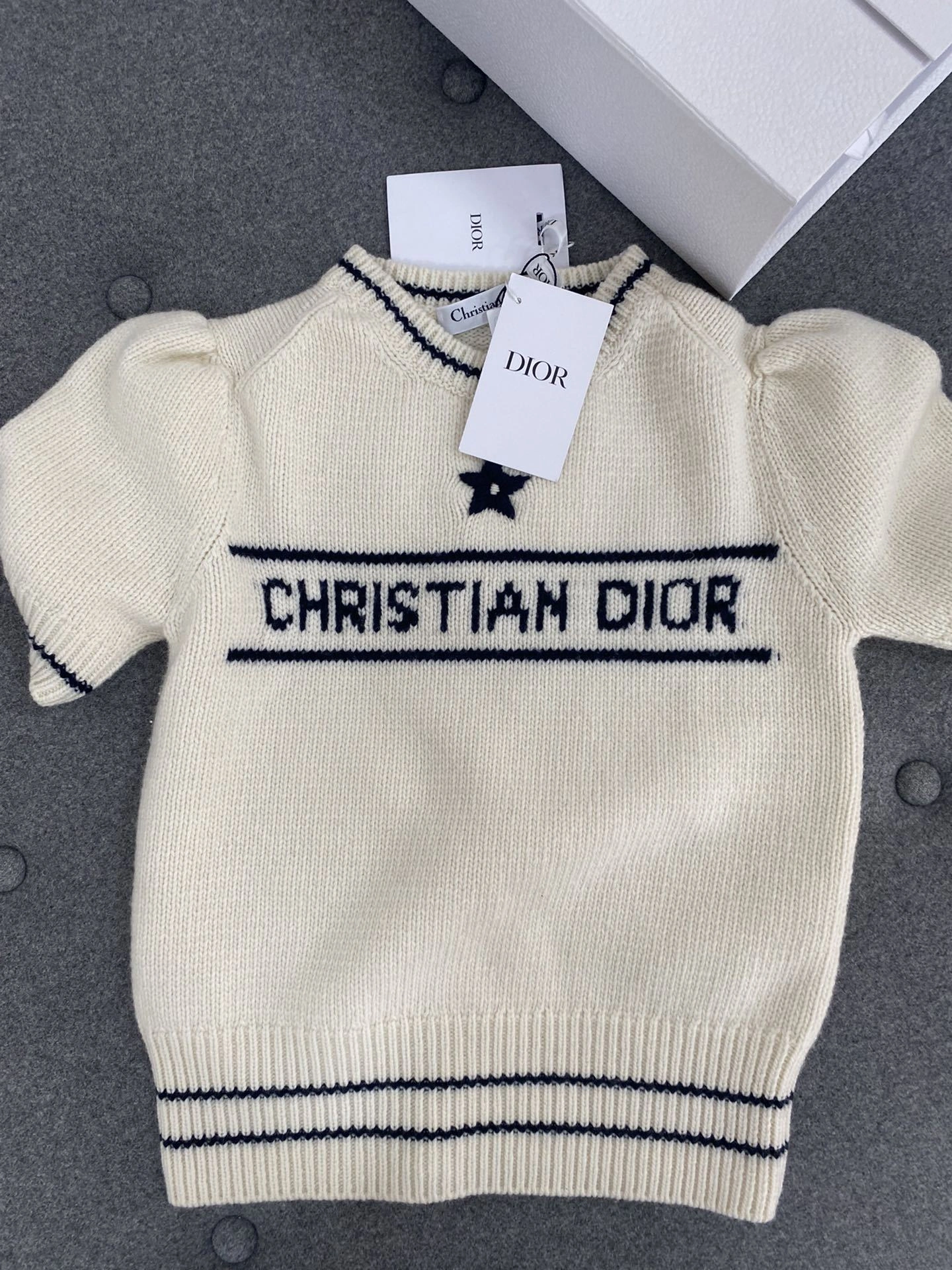 victoria-4ior cashmere item:C-F801E1912