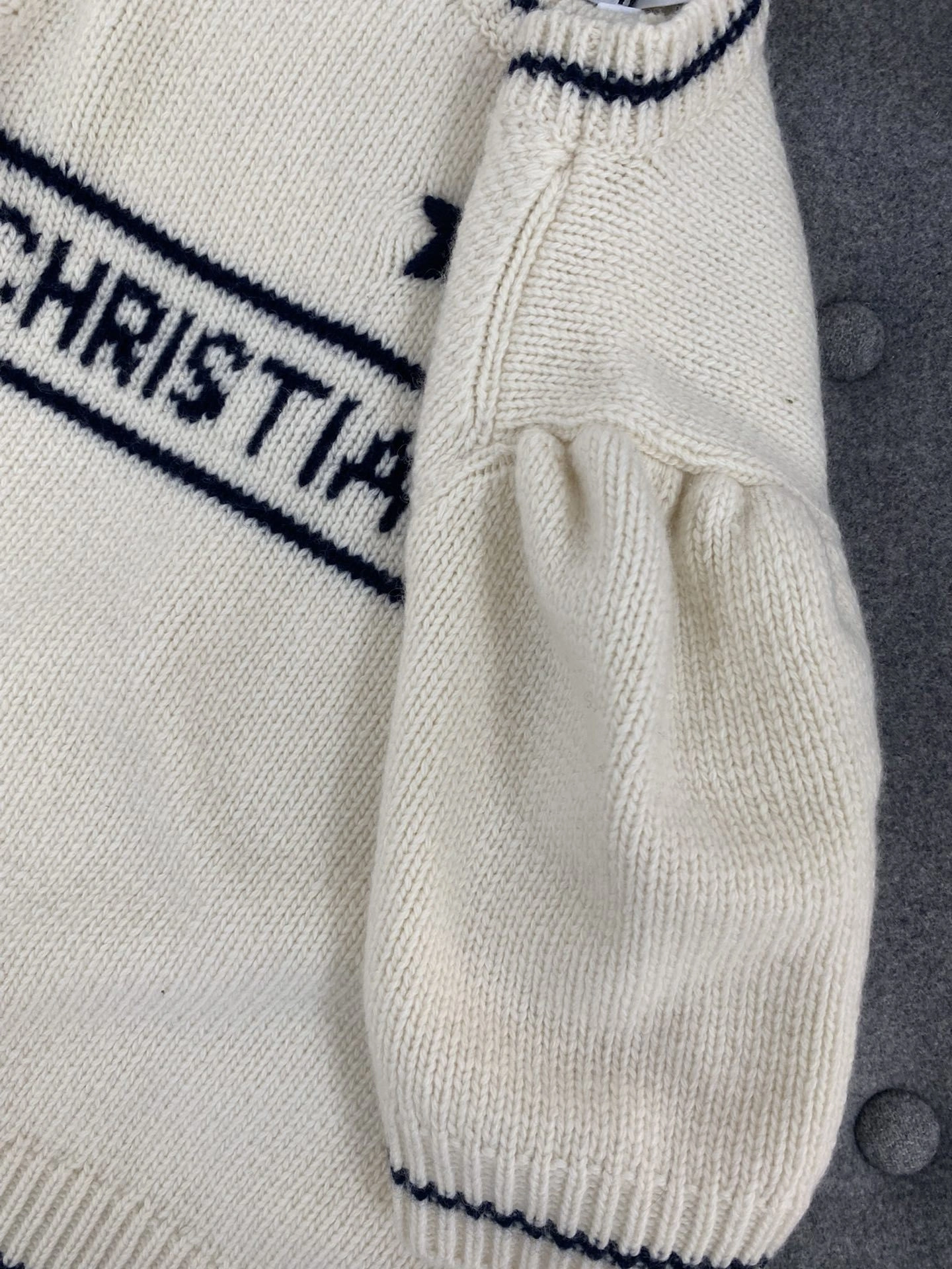 victoria-4ior cashmere item:C-F801E1912