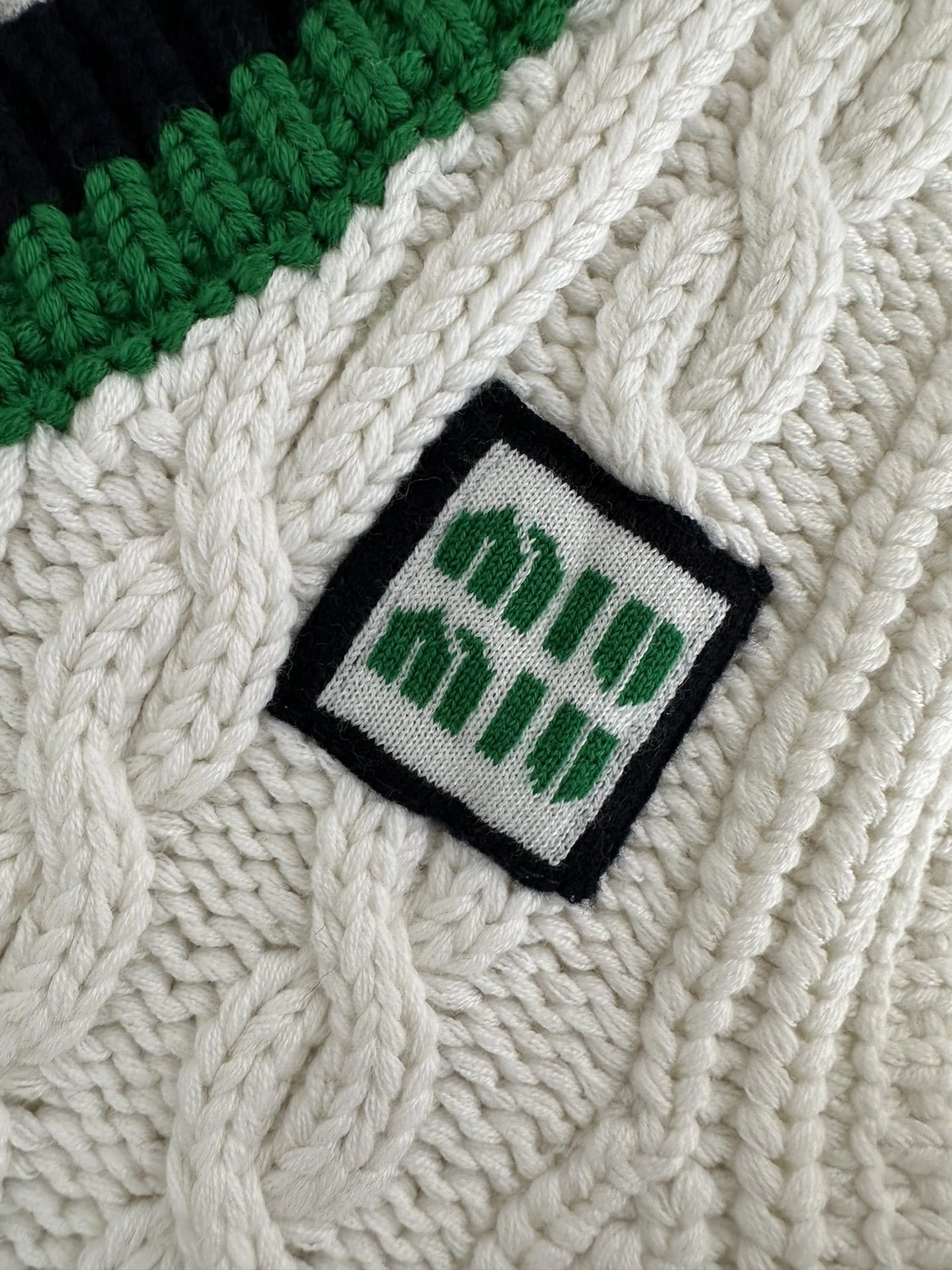victoria-7iu7iu wool item:C-F801E1911