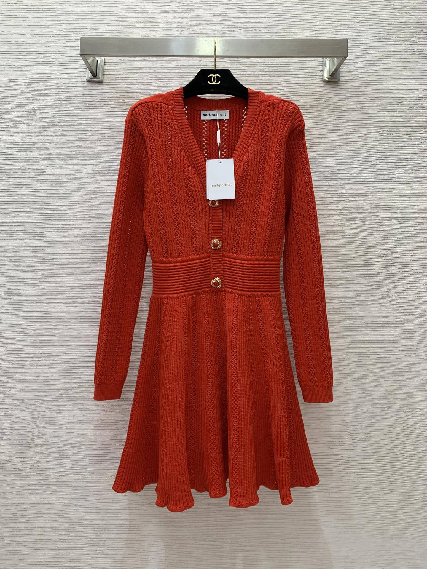 victoria-Other brands 3Colour item:E-F044A0350-3