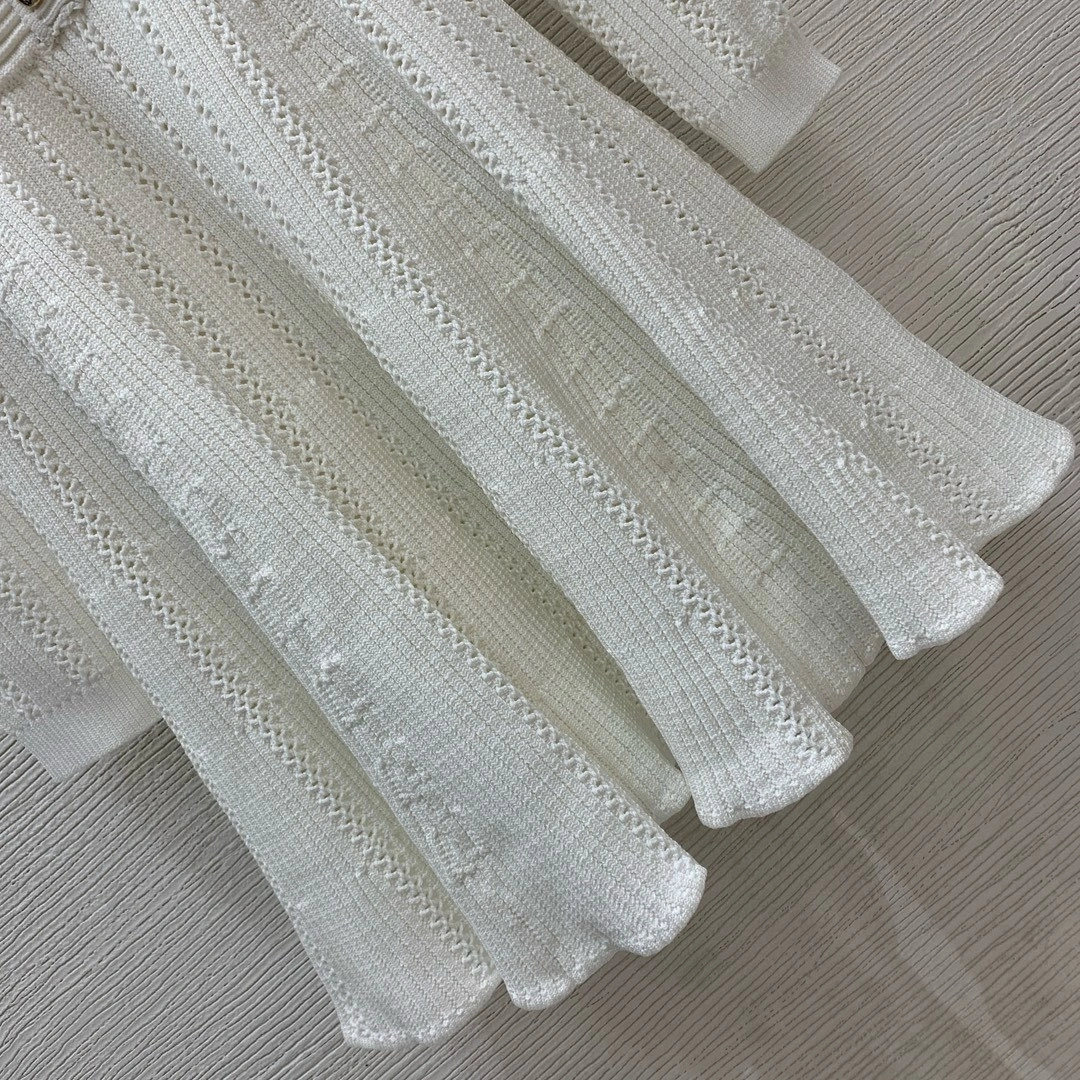 victoria-Other brands 3Colour item:E-F044A0350-3