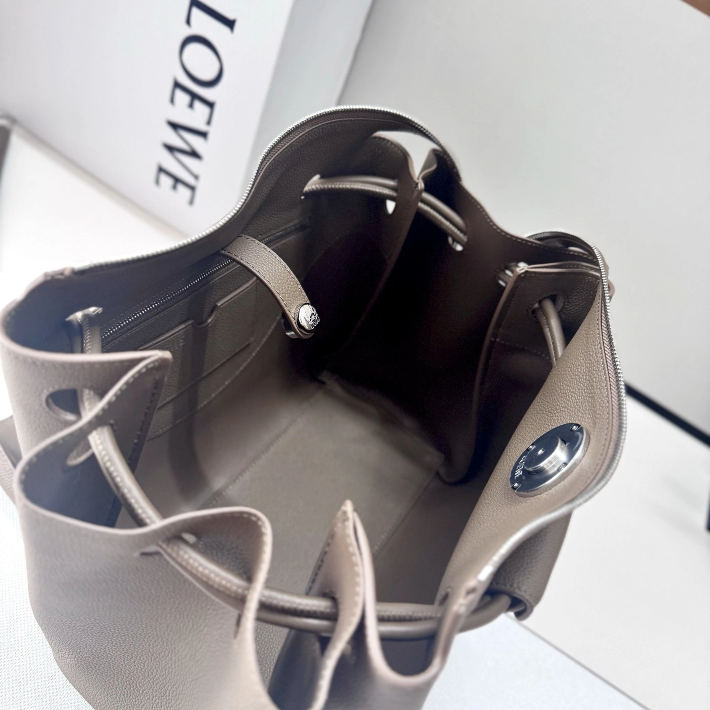 MOMO-- 8o5w5 AACOAB1X05-3170 high quality version sheepskin cowhide Madrid item:E-B177I0333