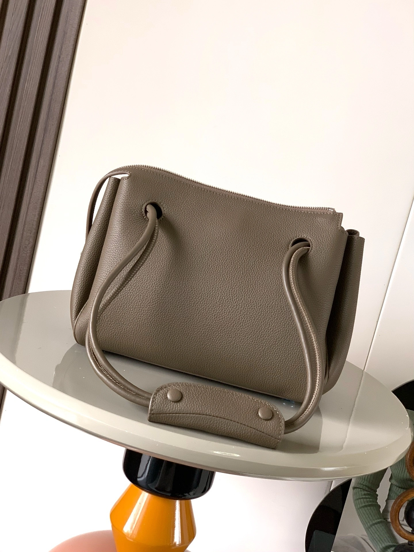 MOMO-- 8o5w5 AACOAB2X03-3170 high quality version cowhide sheepskin Madrid item:E-B000I0328