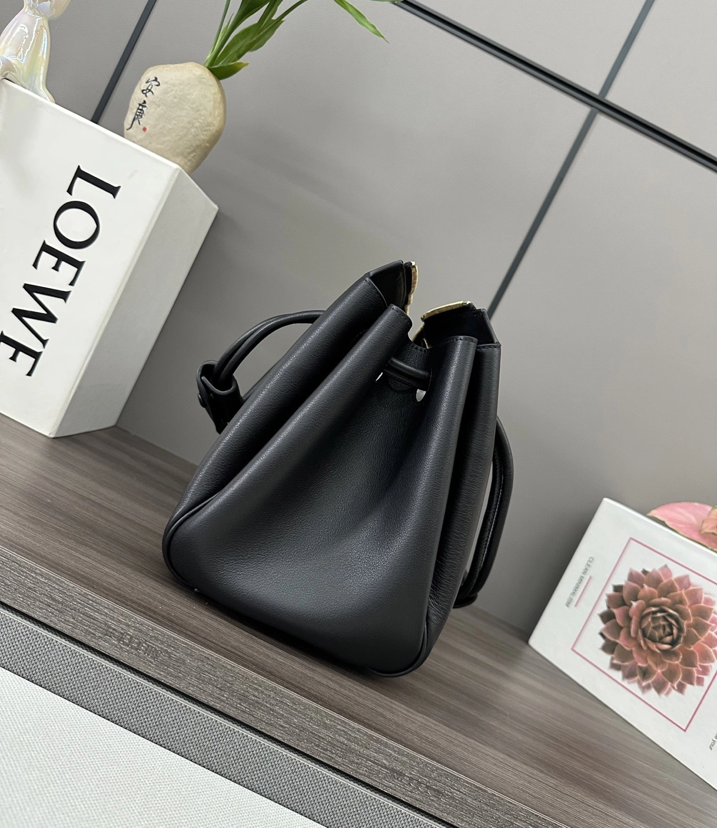 MOMO-- 8o5w5 AANBAB1X01-1100 high quality version sheepskin cowhide Madrid item:E-B177I0334