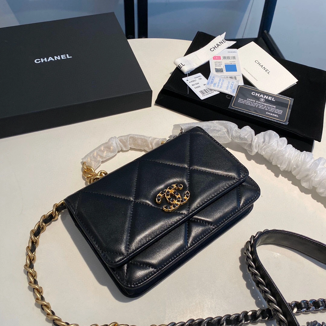 woc （Small） AP0957B0272094305 ,（Goatskin）high quality version item : 046Y171B0520I1024