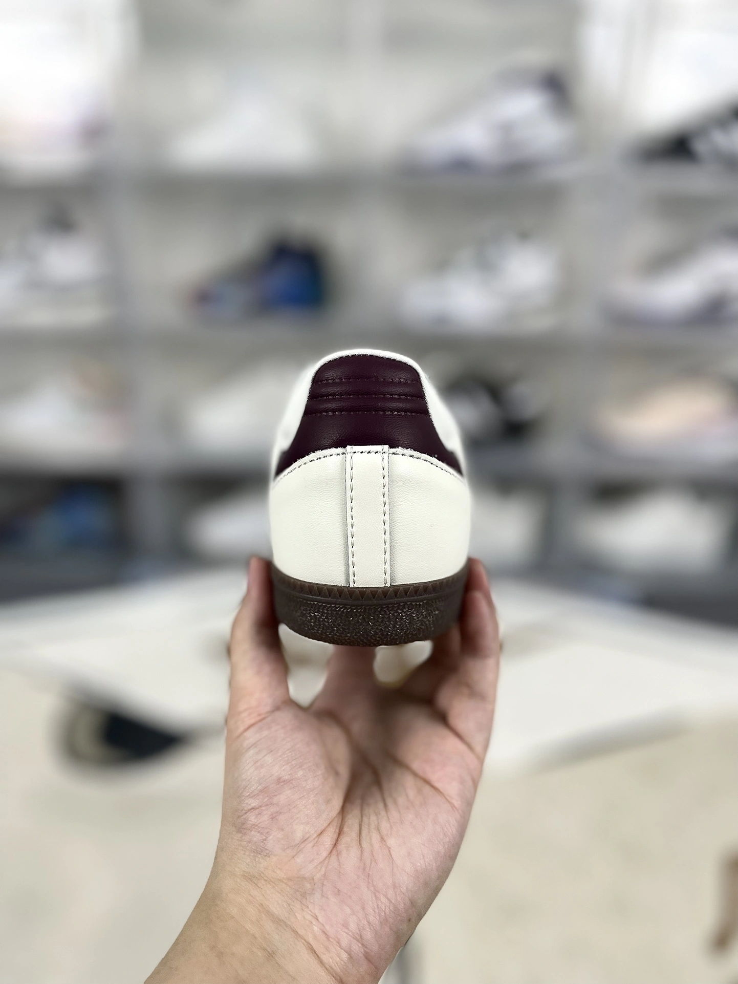 Flying pig--14i41s JR2659 emmi x originals SAMBA OG “White Maroon” item: E-X000L2823B