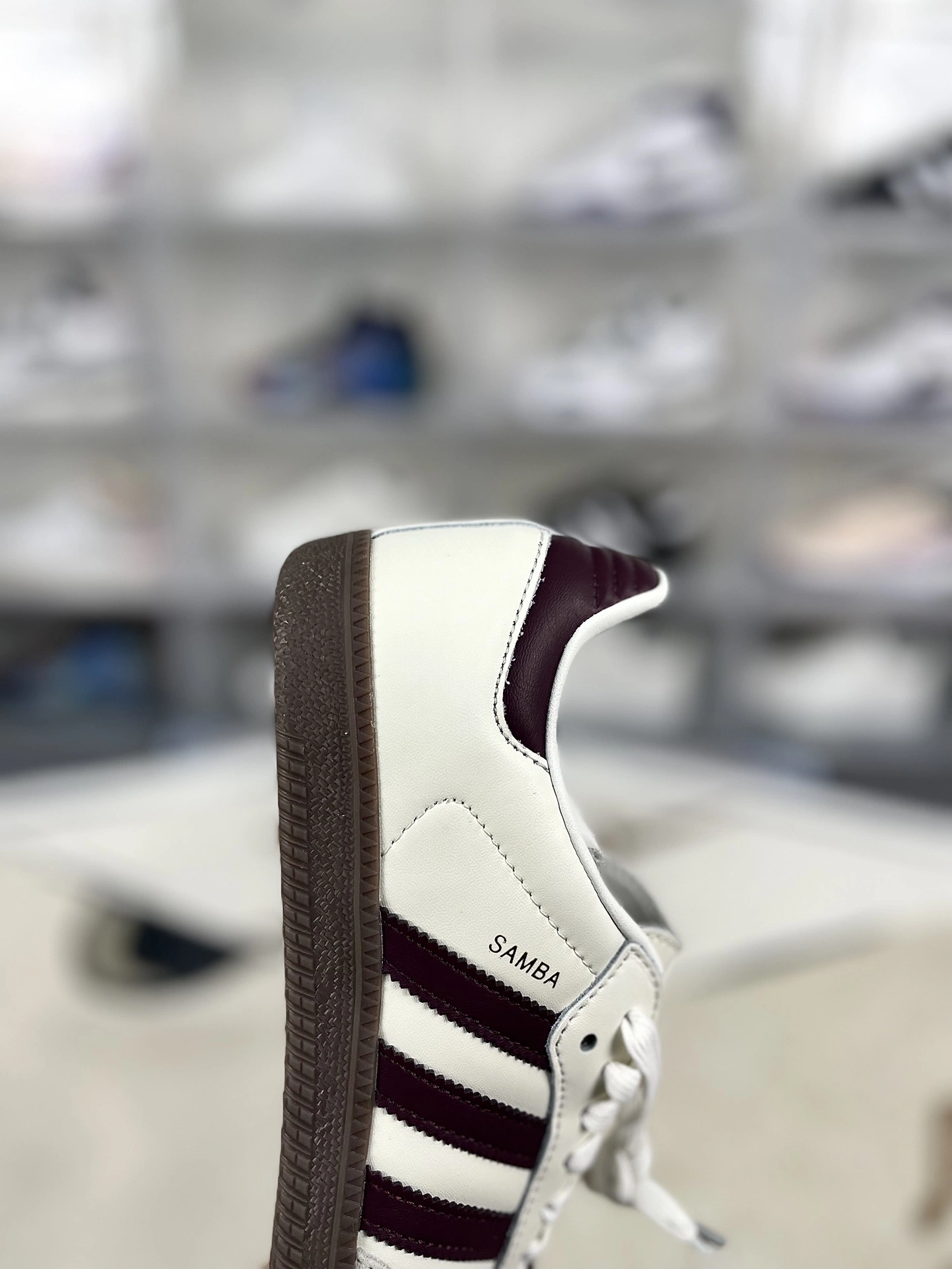 Flying pig--14i41s JR2659 emmi x originals SAMBA OG “White Maroon” item: E-X000L2823B